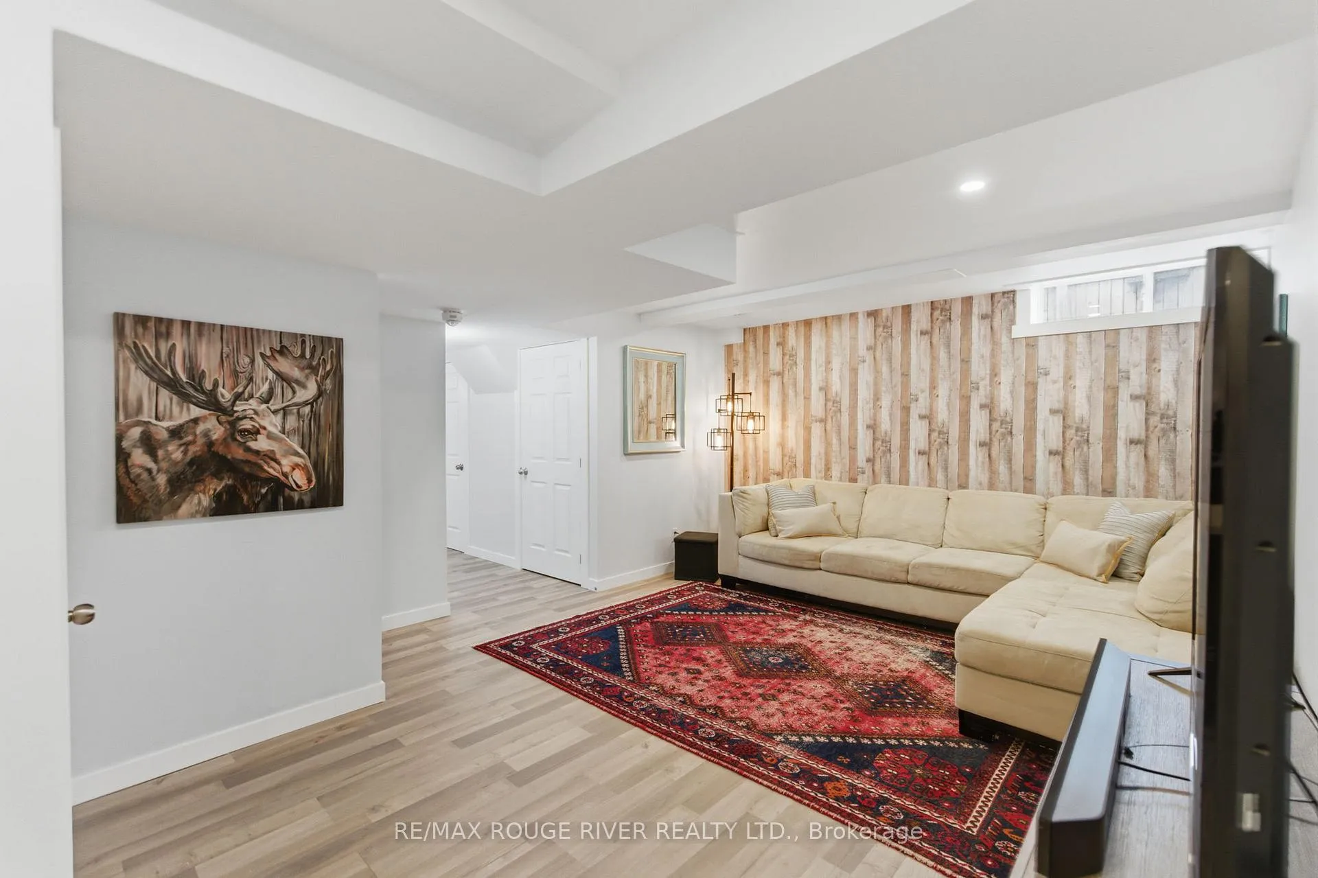 Photo 33 of 201 Varcoe Road, Clarington, Courtice — HOMEH