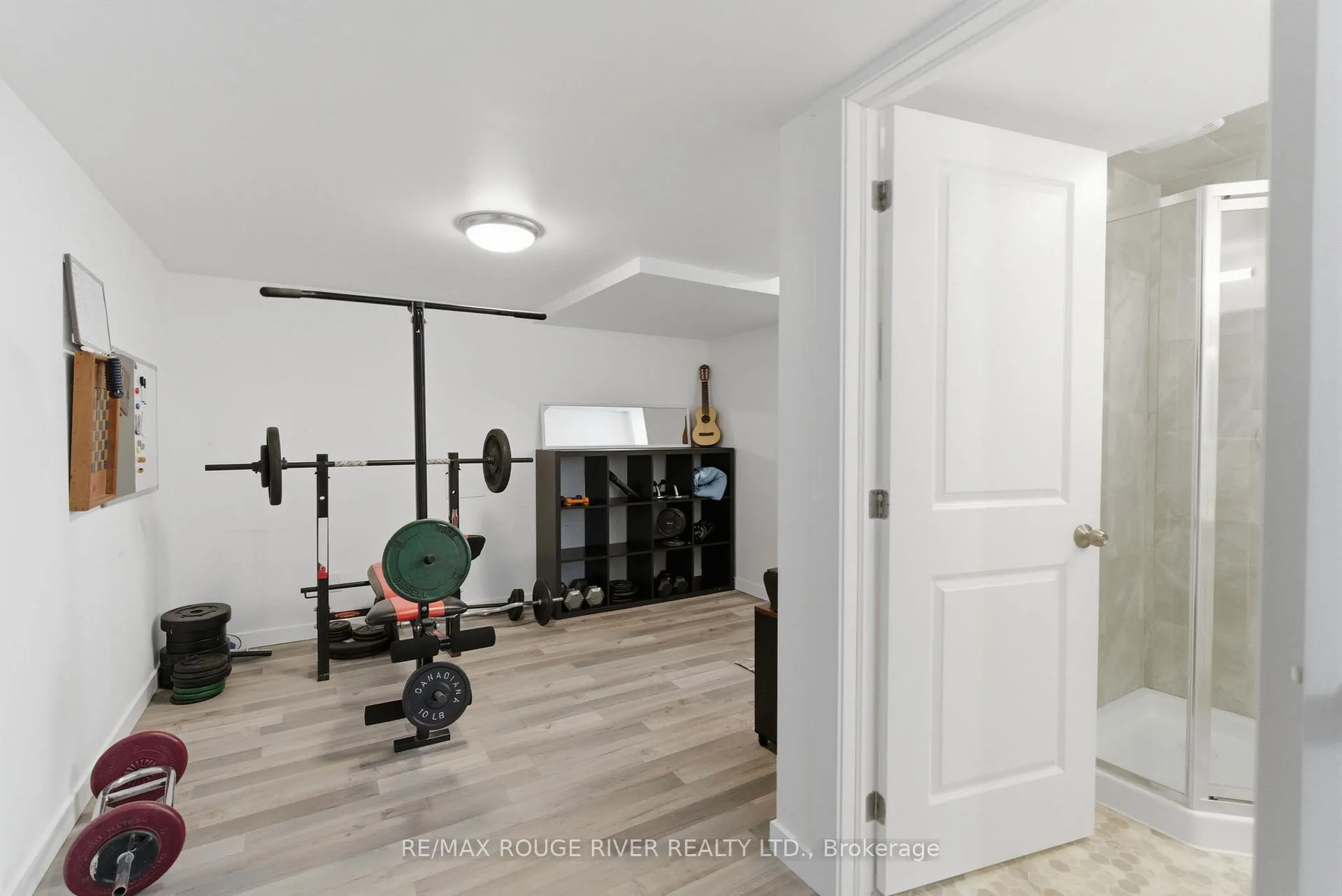 Photo 39 of 201 Varcoe Road, Clarington, Courtice — HOMEH