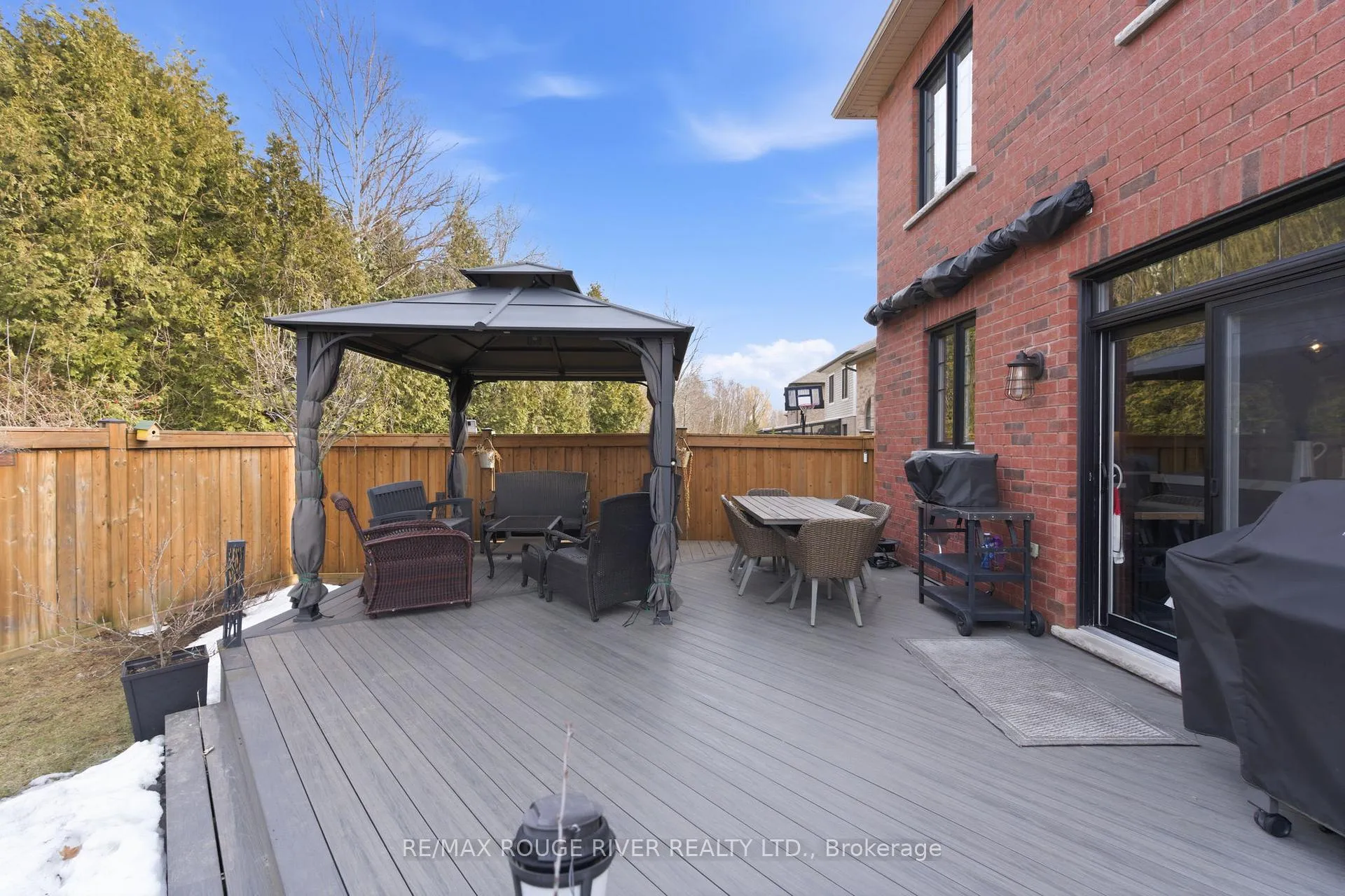 Photo 44 of 201 Varcoe Road, Clarington, Courtice — HOMEH
