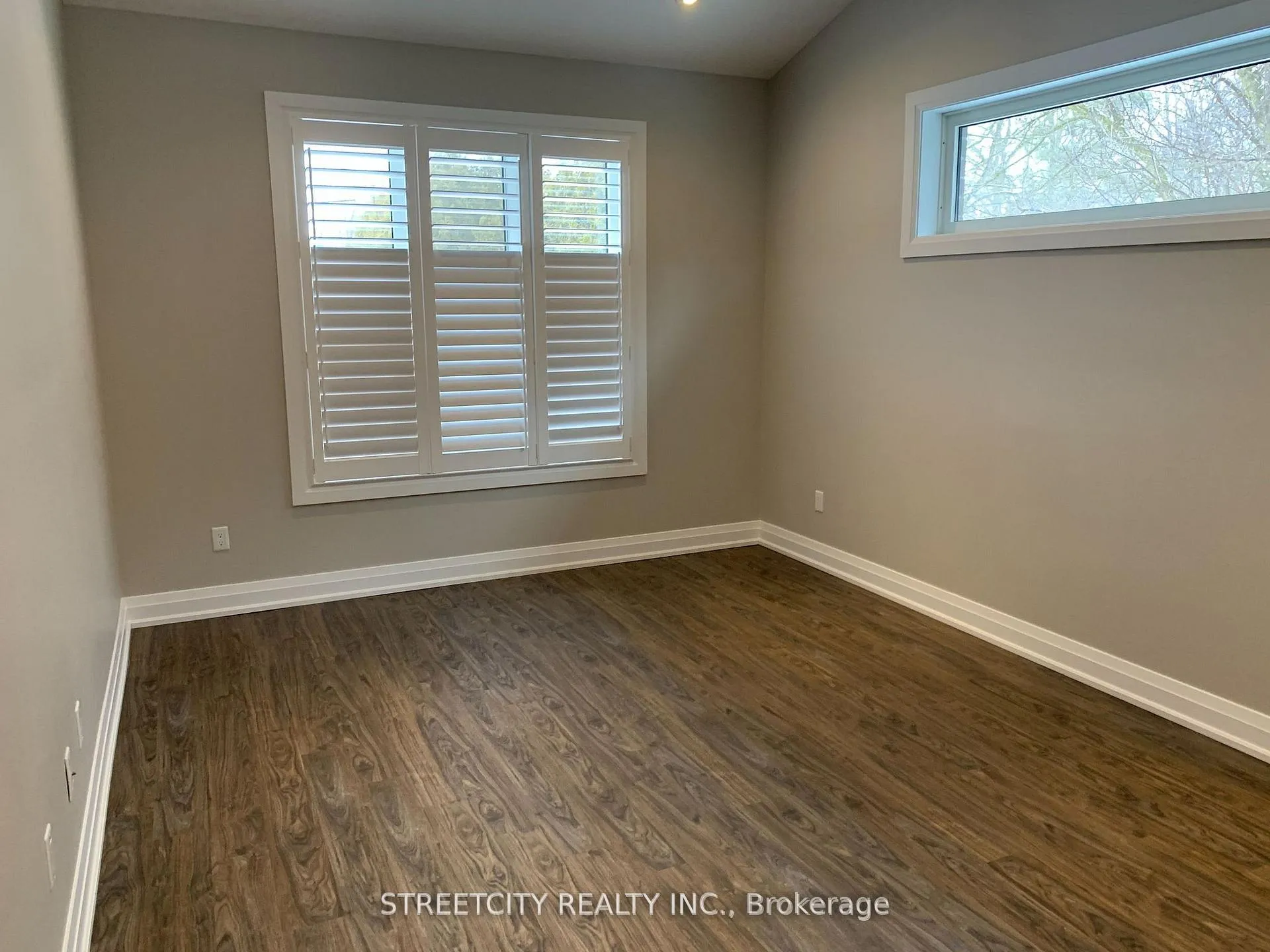 Photo 16 of Unit 4, 1868 l\Longwoods Road, Southwest Middlesex, Wardsville — HOMEH
