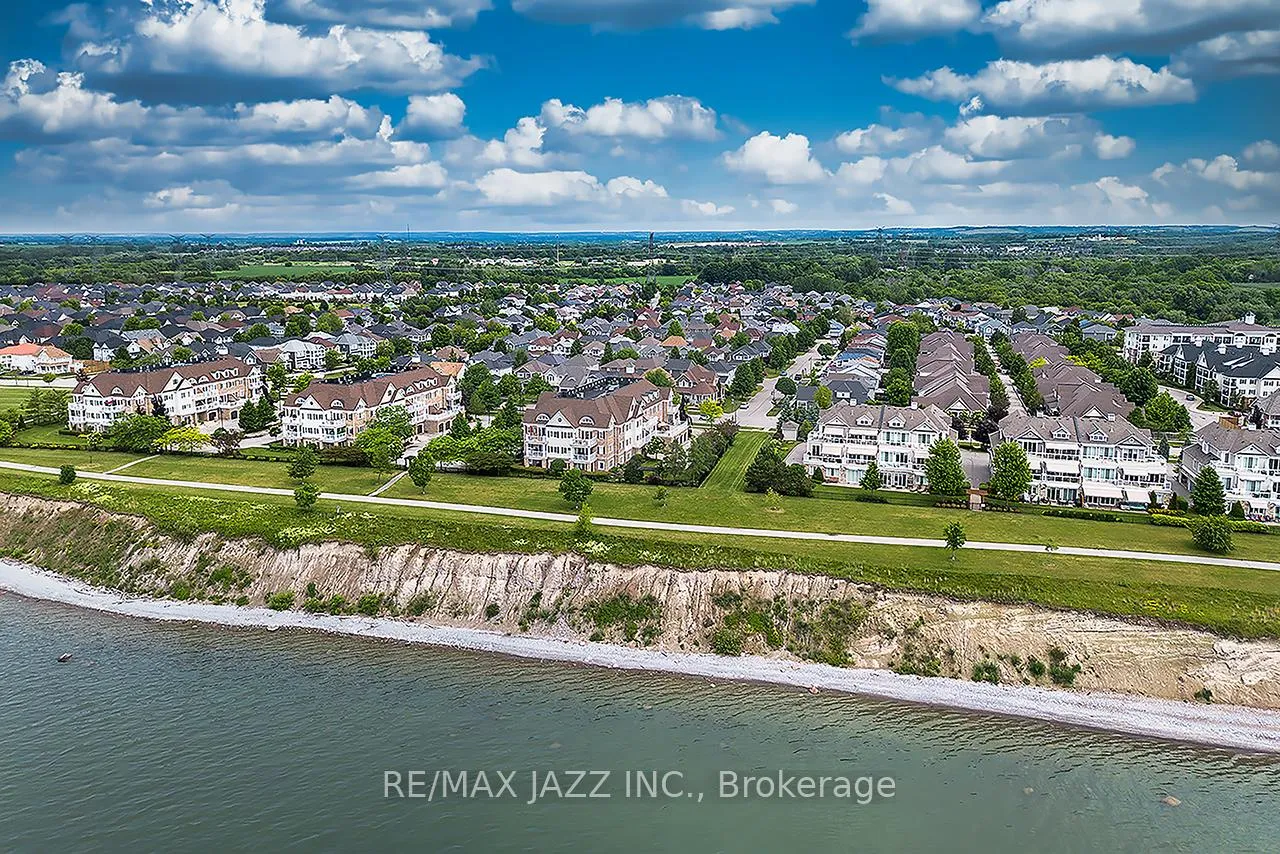 Photo 4 of Unit 102, 375 Lakebreeze Drive, Clarington, Newcastle — HOMEH