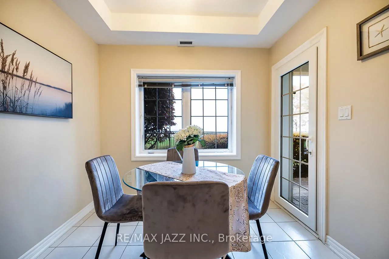 Photo 11 of Unit 102, 375 Lakebreeze Drive, Clarington, Newcastle — HOMEH