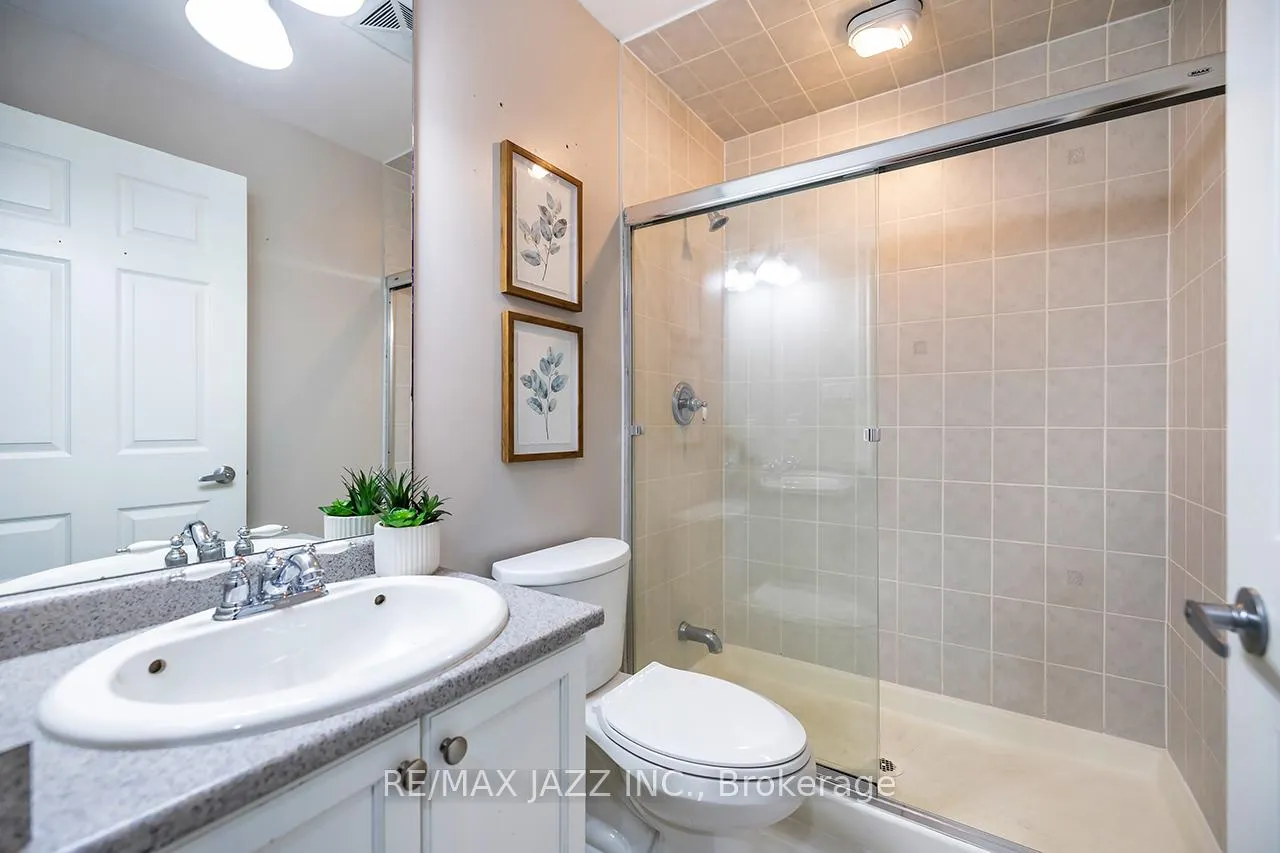 Photo 25 of Unit 102, 375 Lakebreeze Drive, Clarington, Newcastle — HOMEH