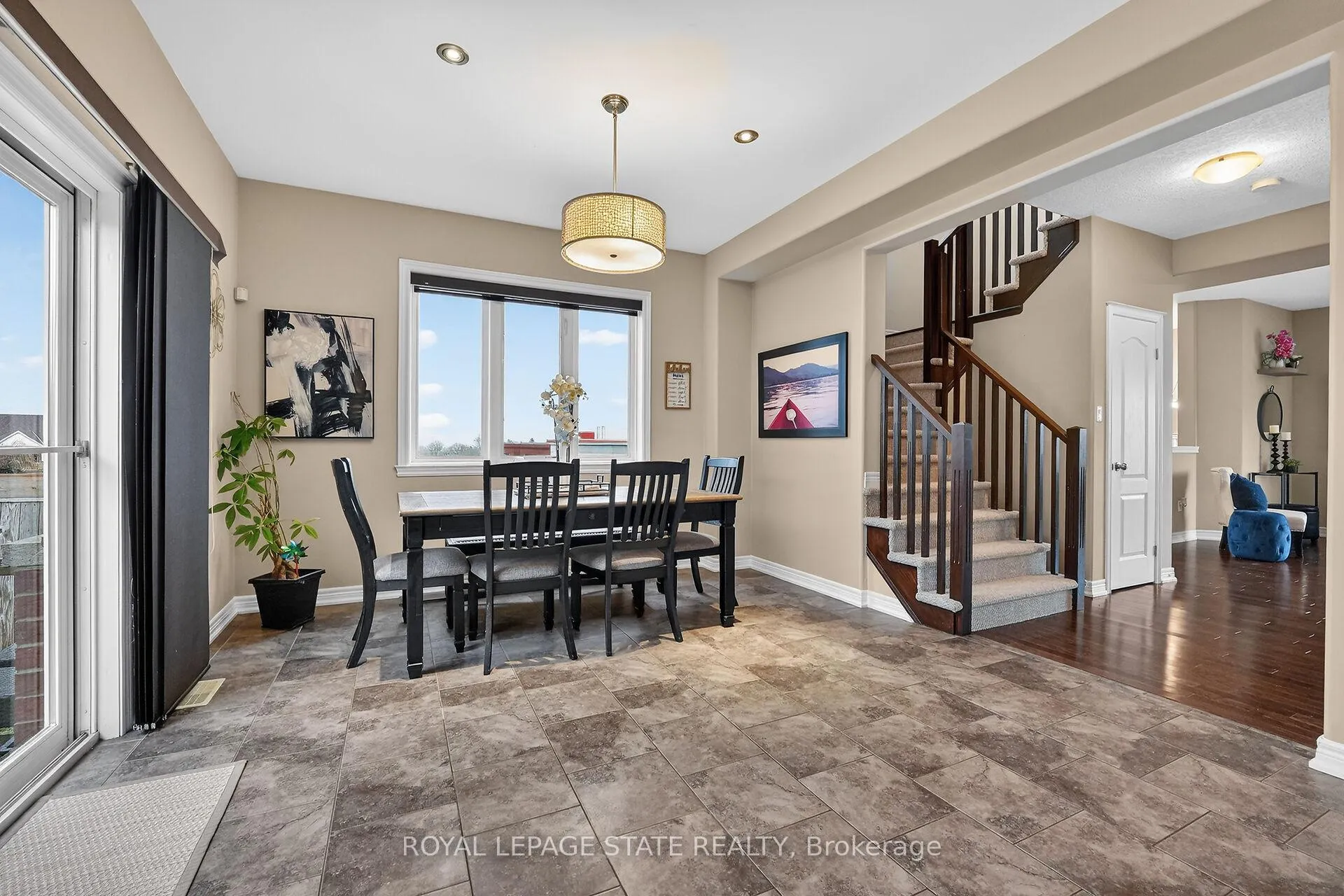 Photo 14 of 4100 Cassandra Drive, Lincoln, Beamsville — HOMEH
