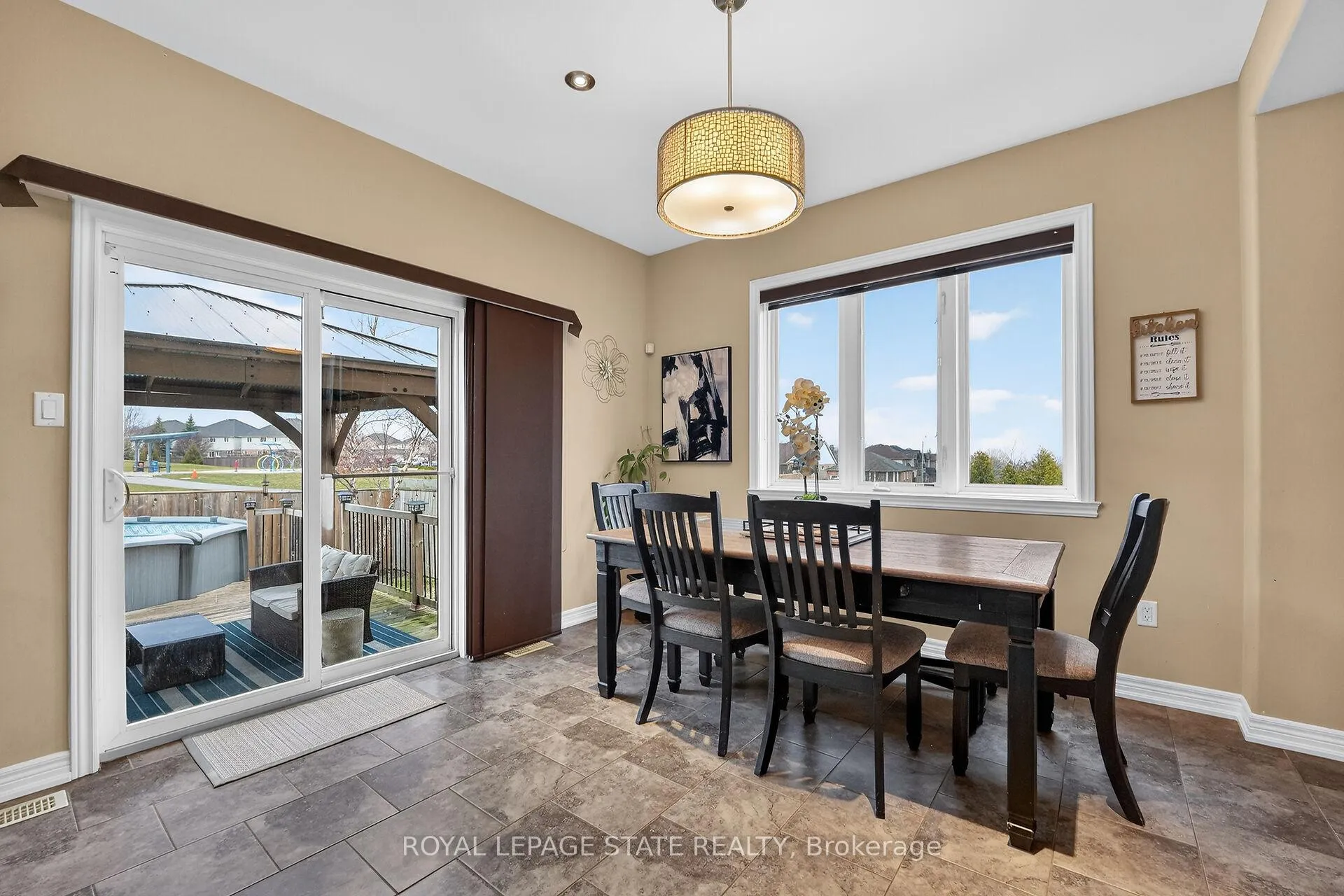 Photo 15 of 4100 Cassandra Drive, Lincoln, Beamsville — HOMEH