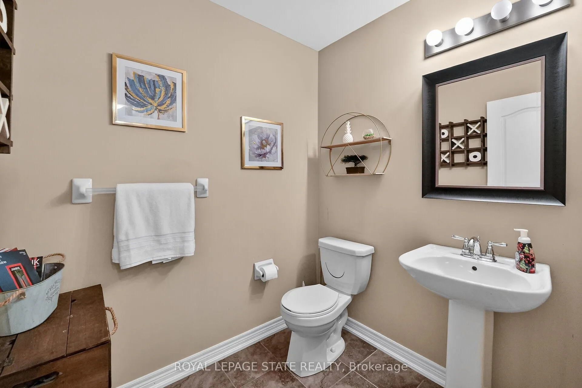 Photo 16 of 4100 Cassandra Drive, Lincoln, Beamsville — HOMEH