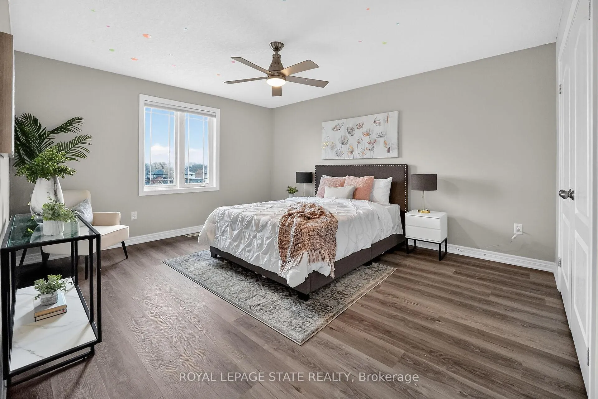 Photo 24 of 4100 Cassandra Drive, Lincoln, Beamsville — HOMEH