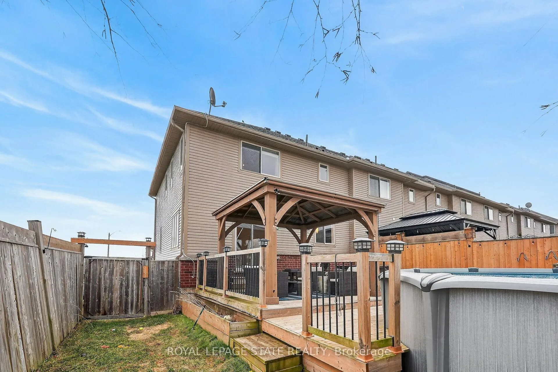 Photo 36 of 4100 Cassandra Drive, Lincoln, Beamsville — HOMEH