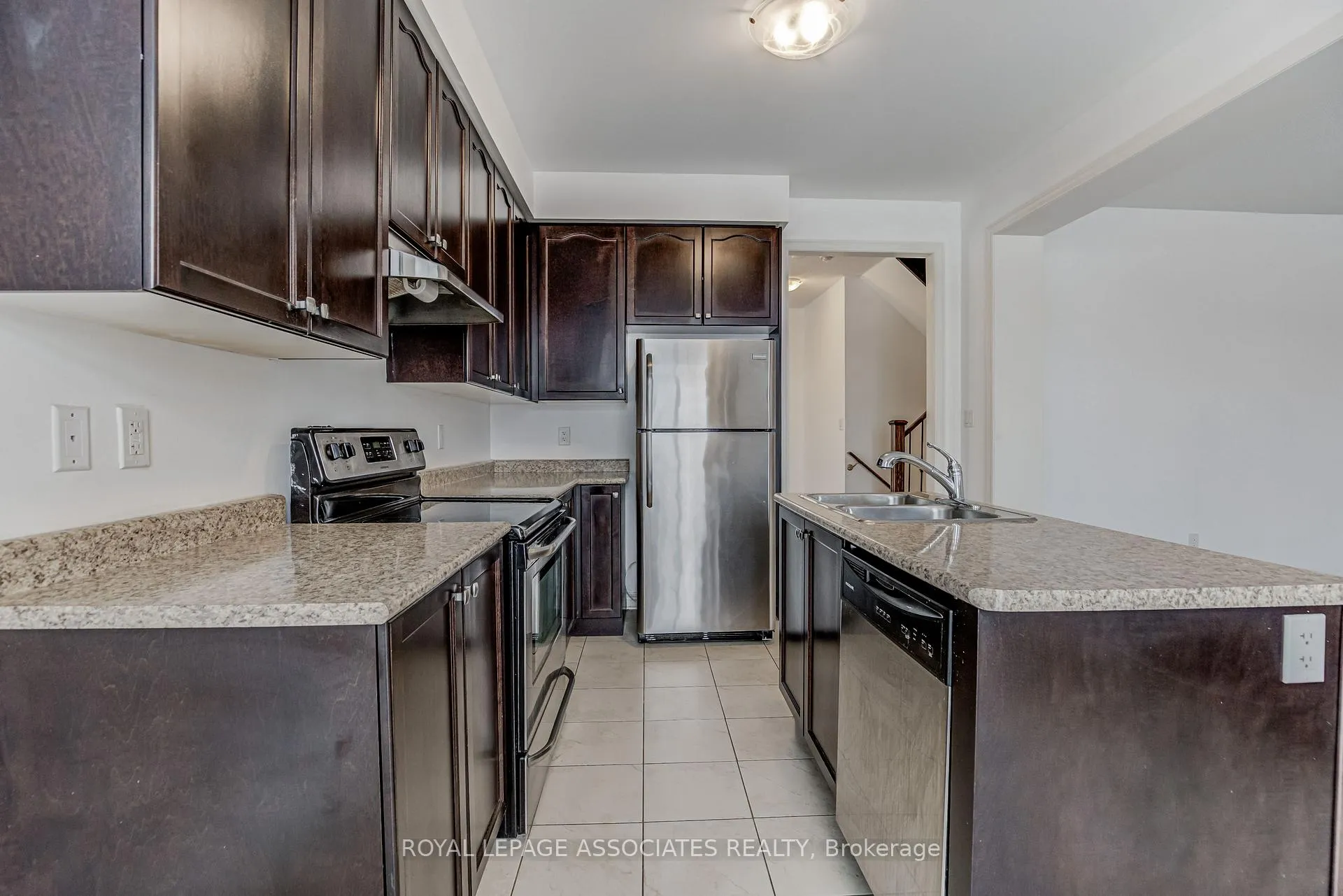 Photo 19 of 25 Gallagher Crescent, New Tecumseth, Alliston — HOMEH