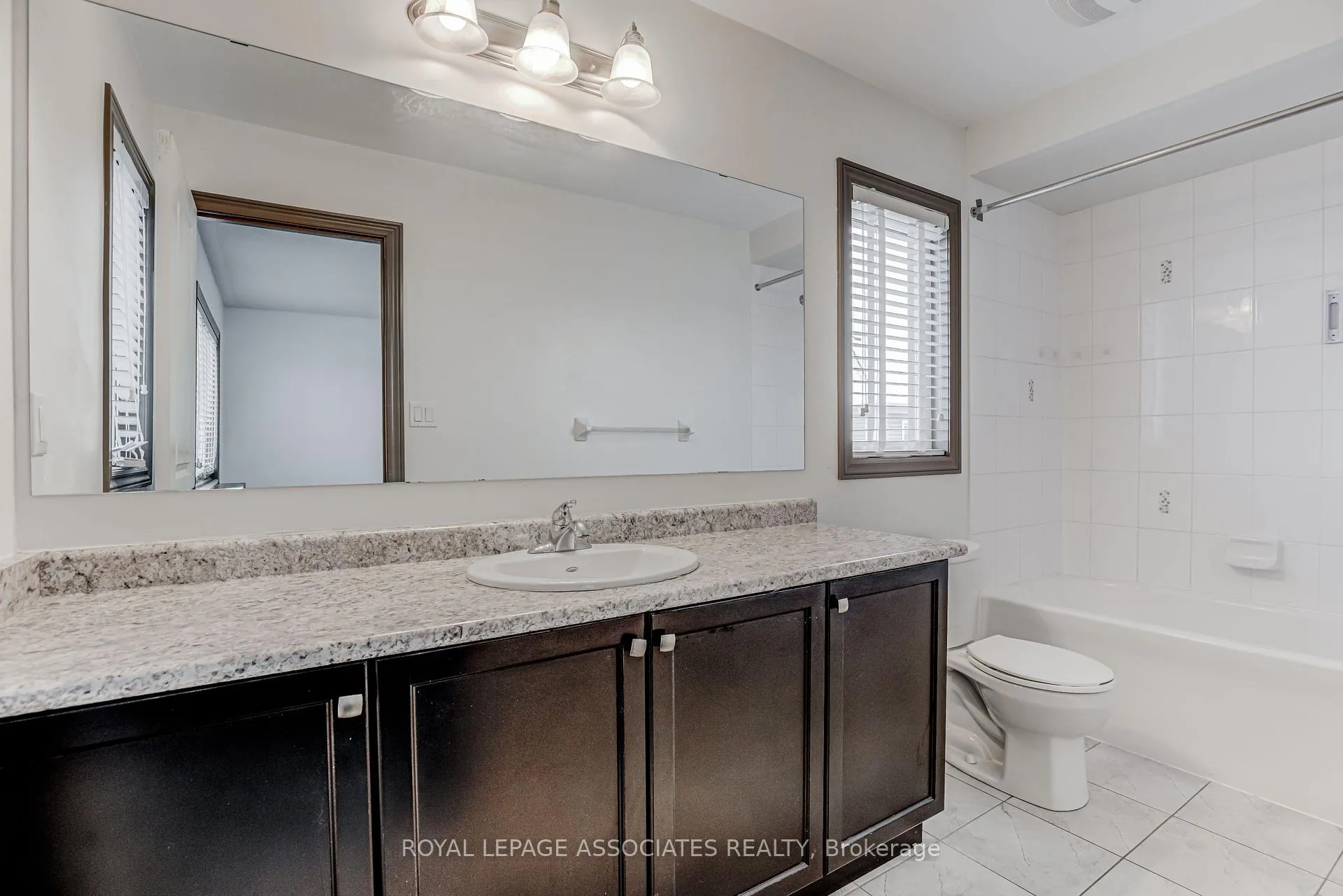Photo 29 of 25 Gallagher Crescent, New Tecumseth, Alliston — HOMEH