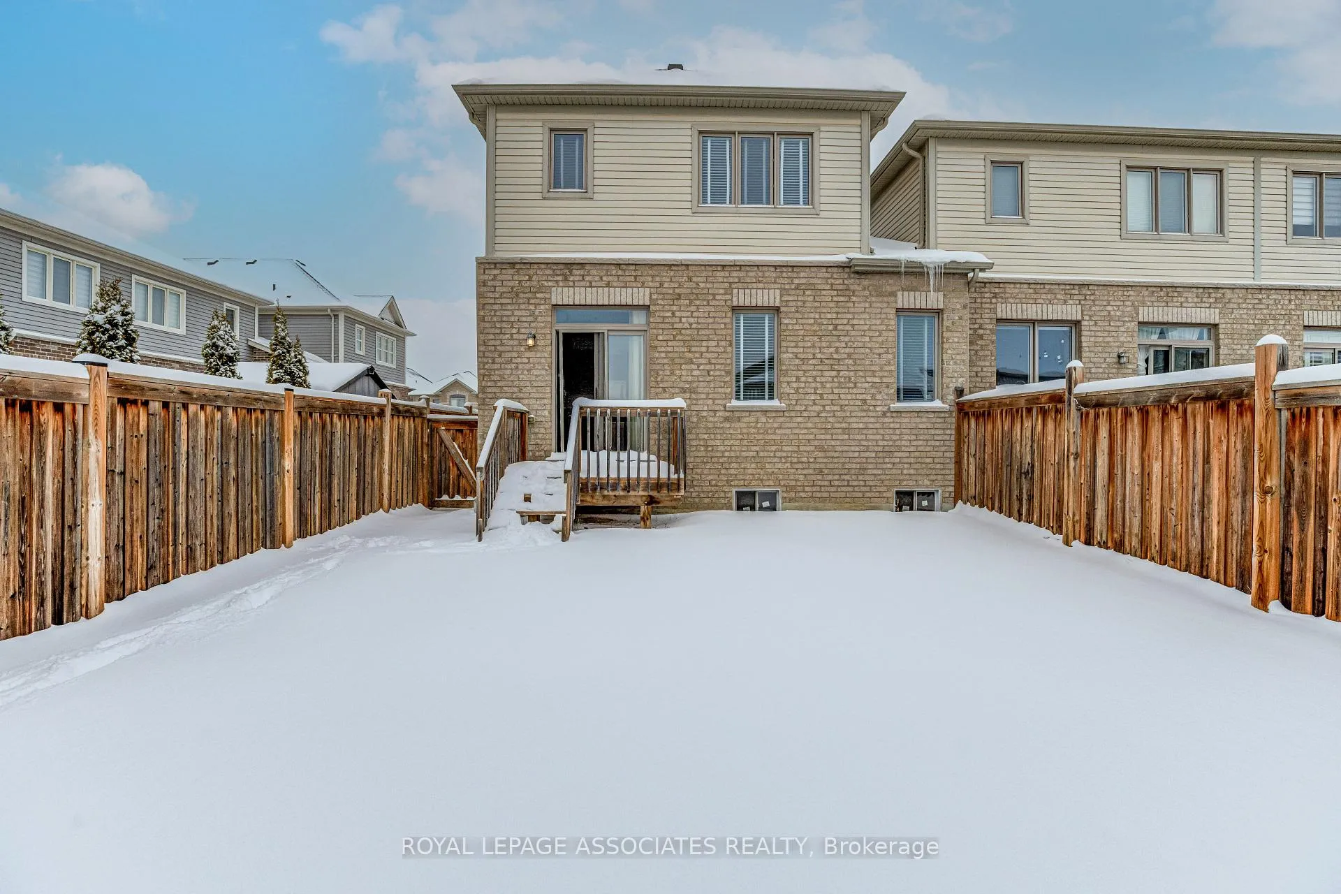 Photo 43 of 25 Gallagher Crescent, New Tecumseth, Alliston — HOMEH
