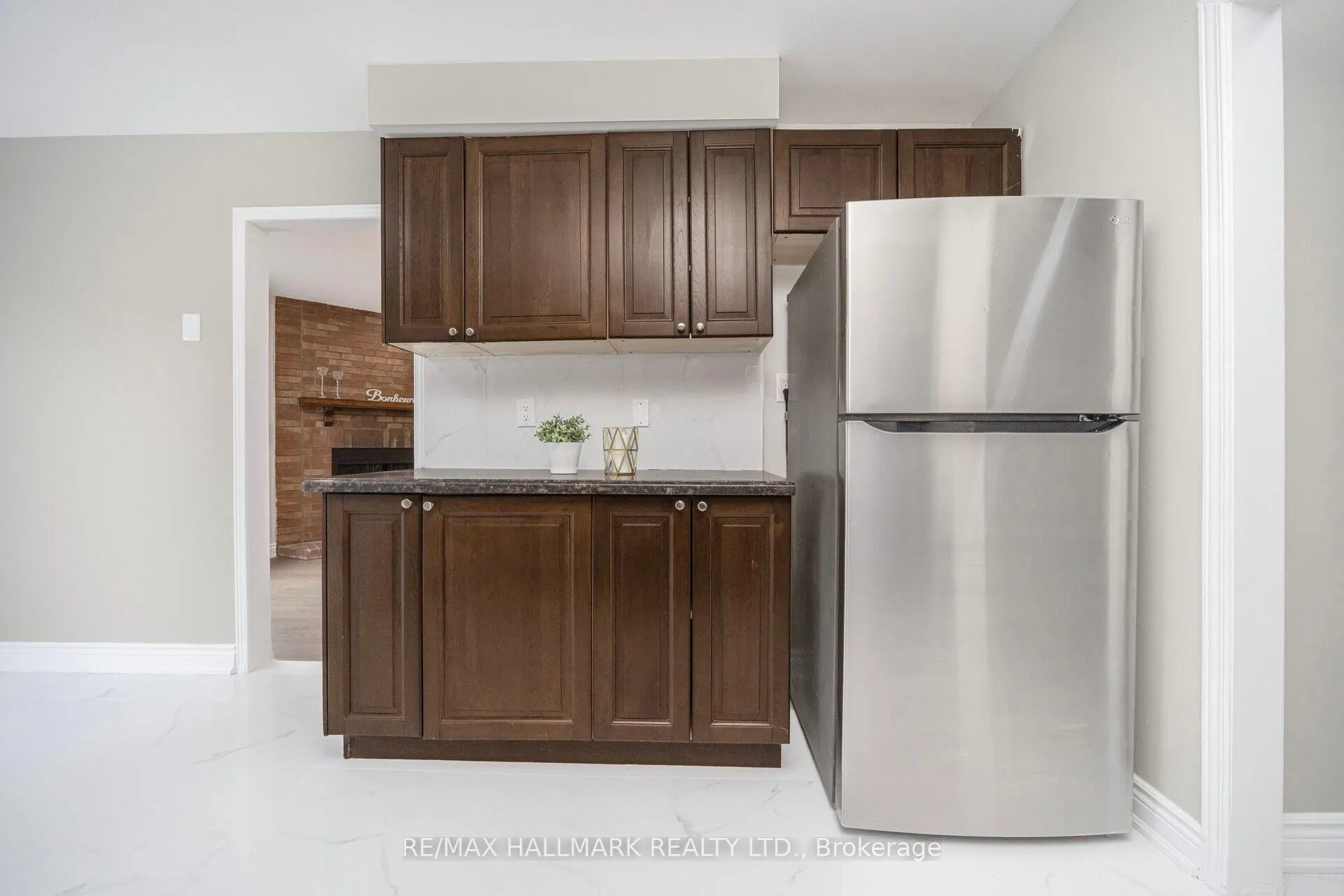 Photo 18 of 43 Stanwell Drive, Brampton, Heart Lake West — HOMEH