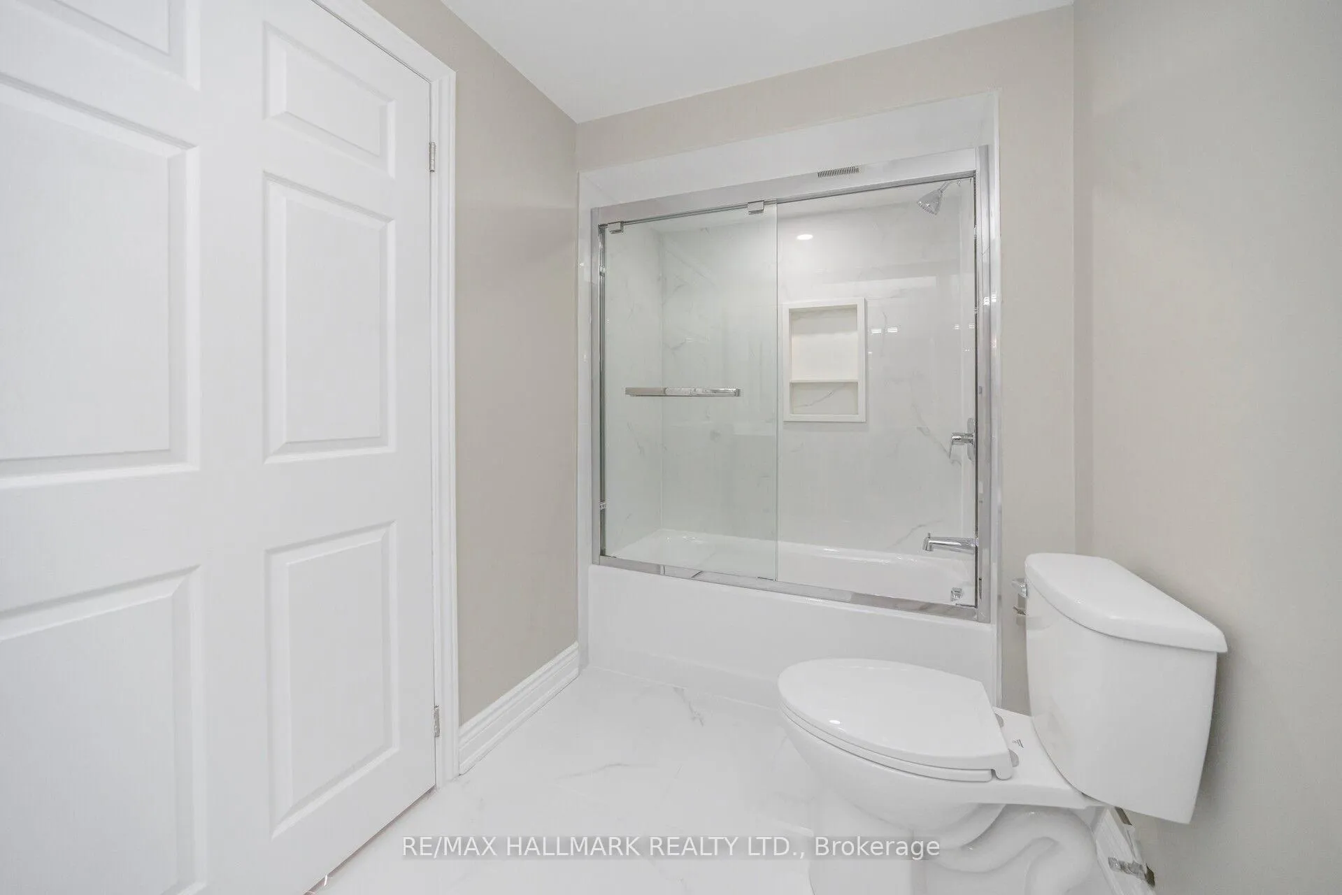 Photo 36 of 43 Stanwell Drive, Brampton, Heart Lake West — HOMEH