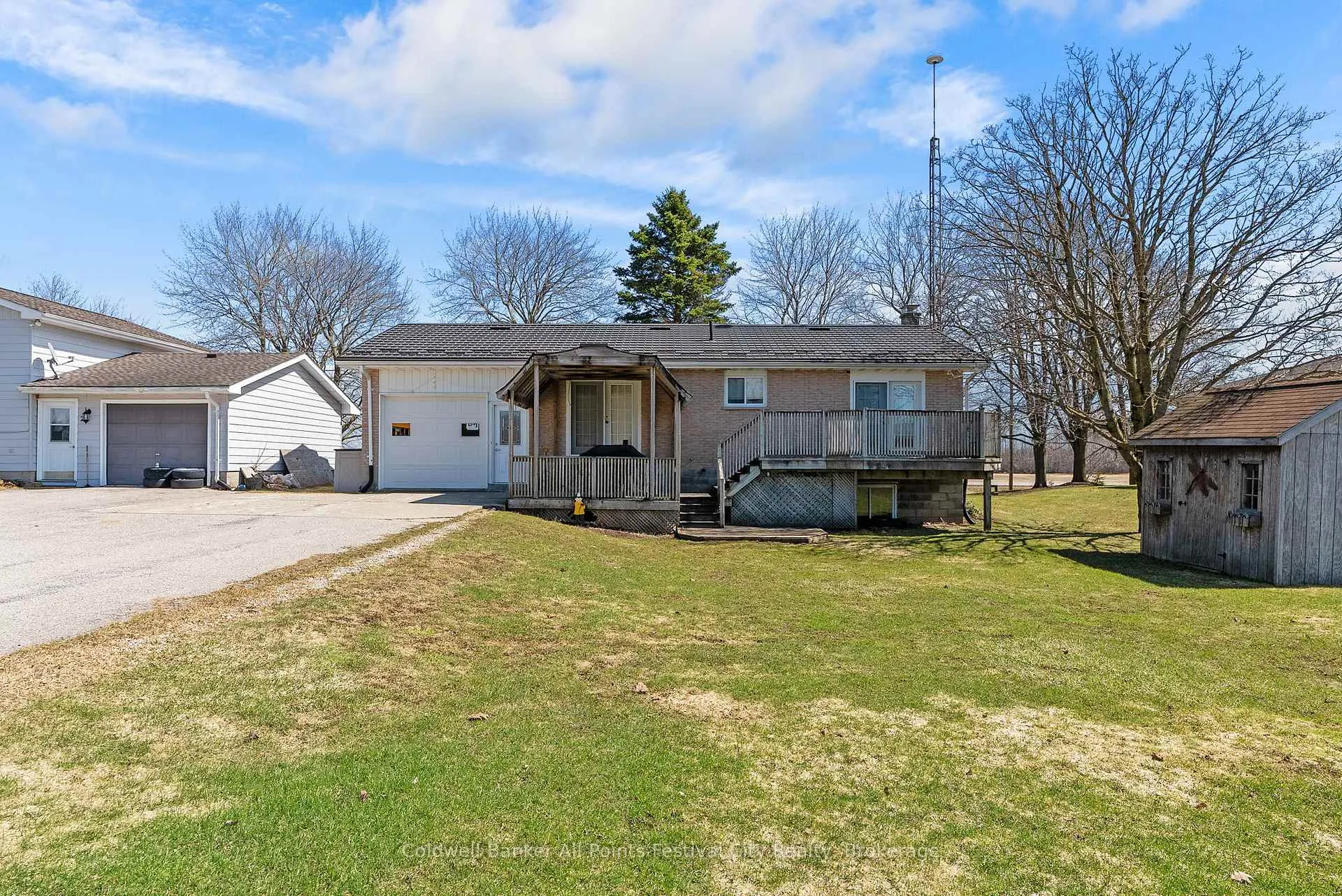 Photo 44 of 1 Crawford Street, North Huron, East Wawanosh — HOMEH