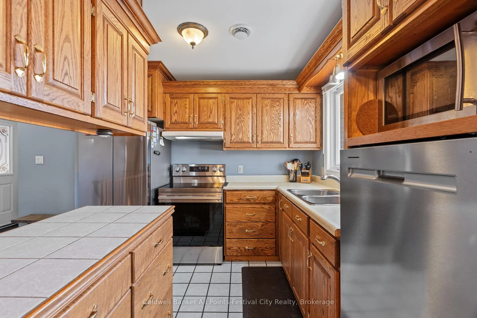 Photo 6 of 1 Crawford Street, North Huron, East Wawanosh — HOMEH