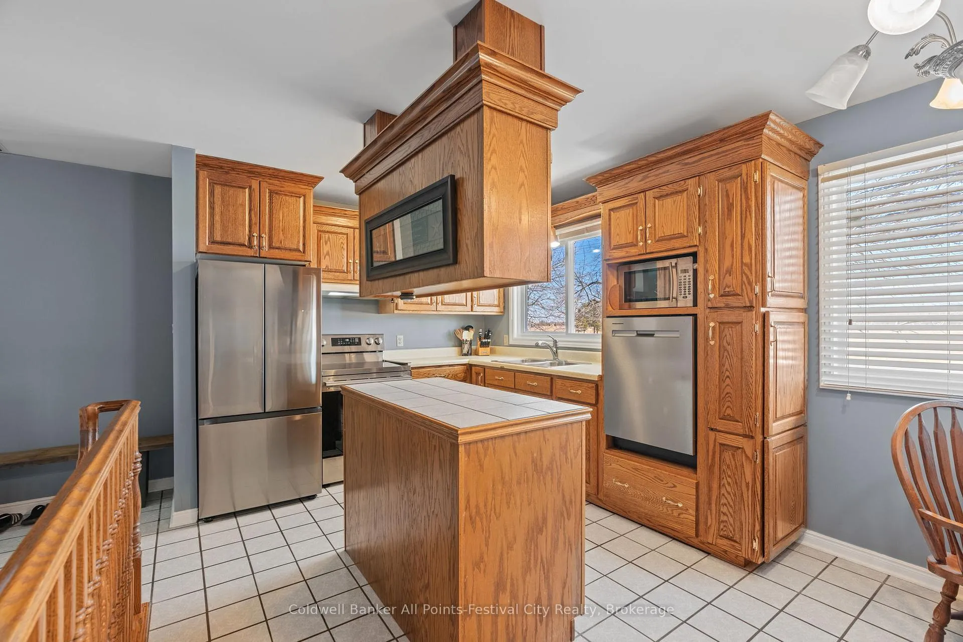 Photo 8 of 1 Crawford Street, North Huron, East Wawanosh — HOMEH