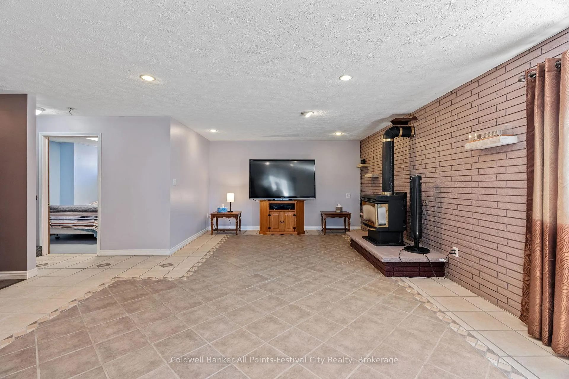 Photo 24 of 1 Crawford Street, North Huron, East Wawanosh — HOMEH
