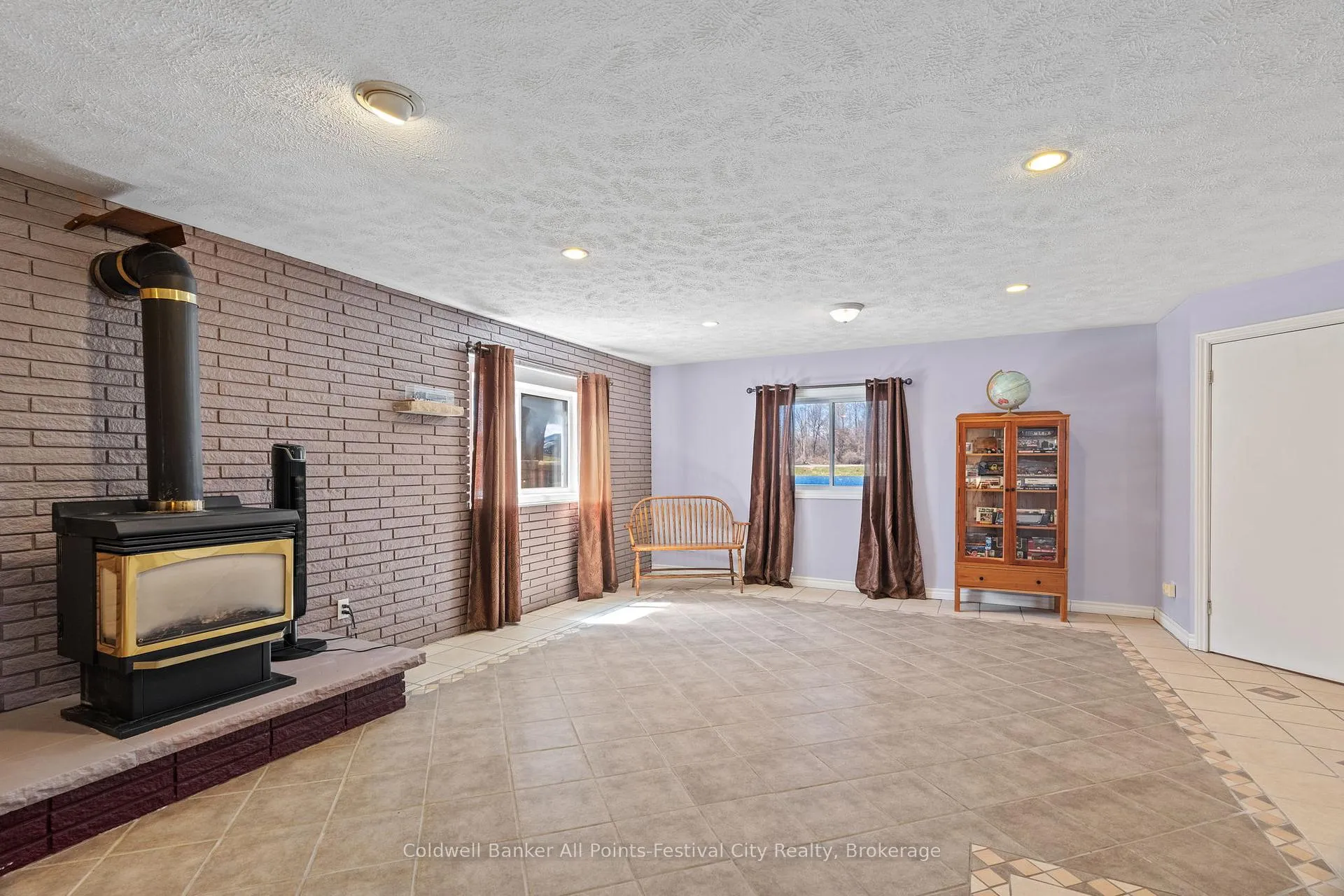 Photo 25 of 1 Crawford Street, North Huron, East Wawanosh — HOMEH
