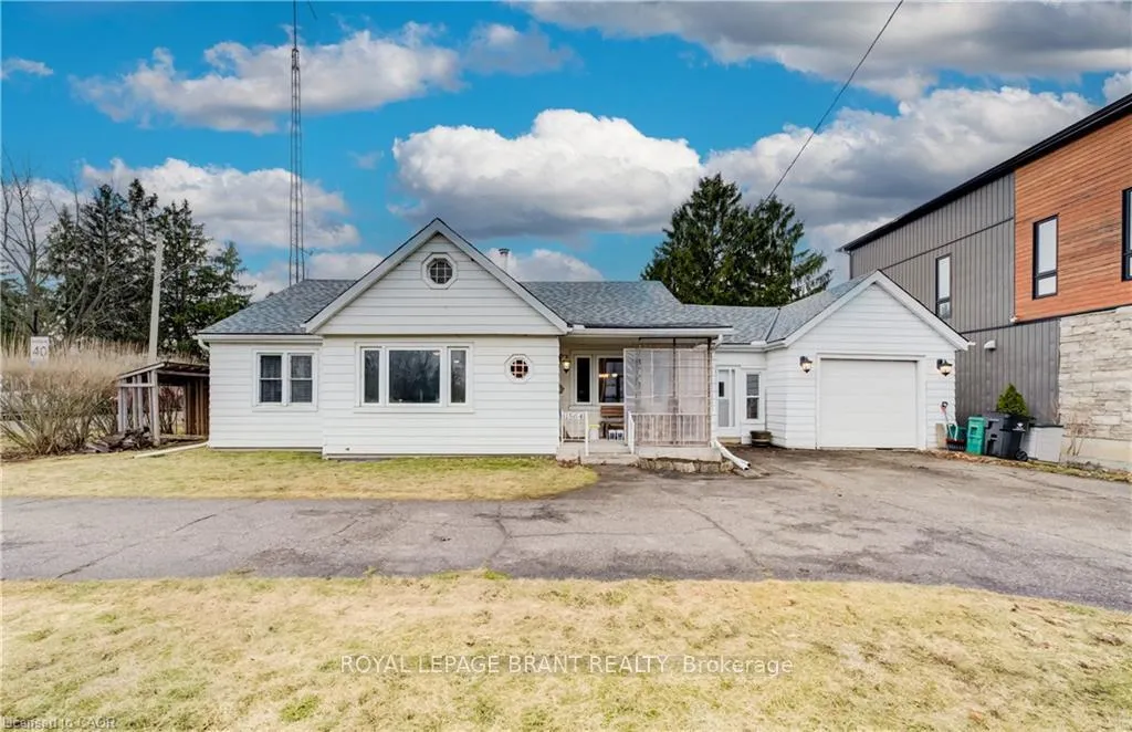 Photo 3 of 1864 Coronation Boulevard, Cambridge — HOMEH