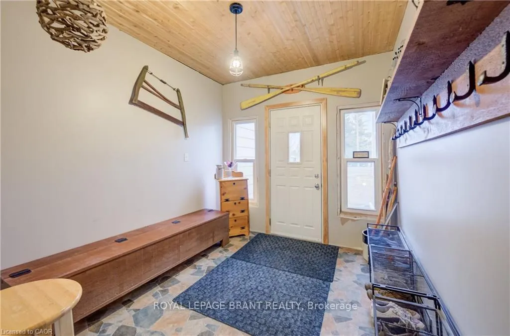 Photo 15 of 1864 Coronation Boulevard, Cambridge — HOMEH