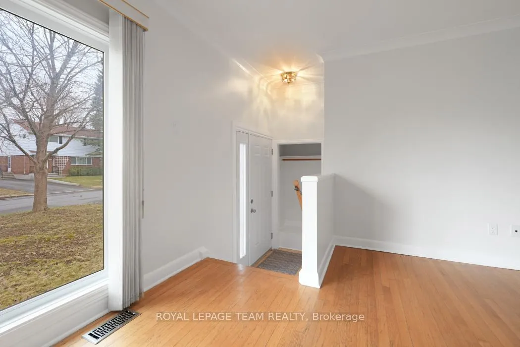 Photo 10 of 1181 Tara Drive, Ottawa, Copeland Park — HOMEH