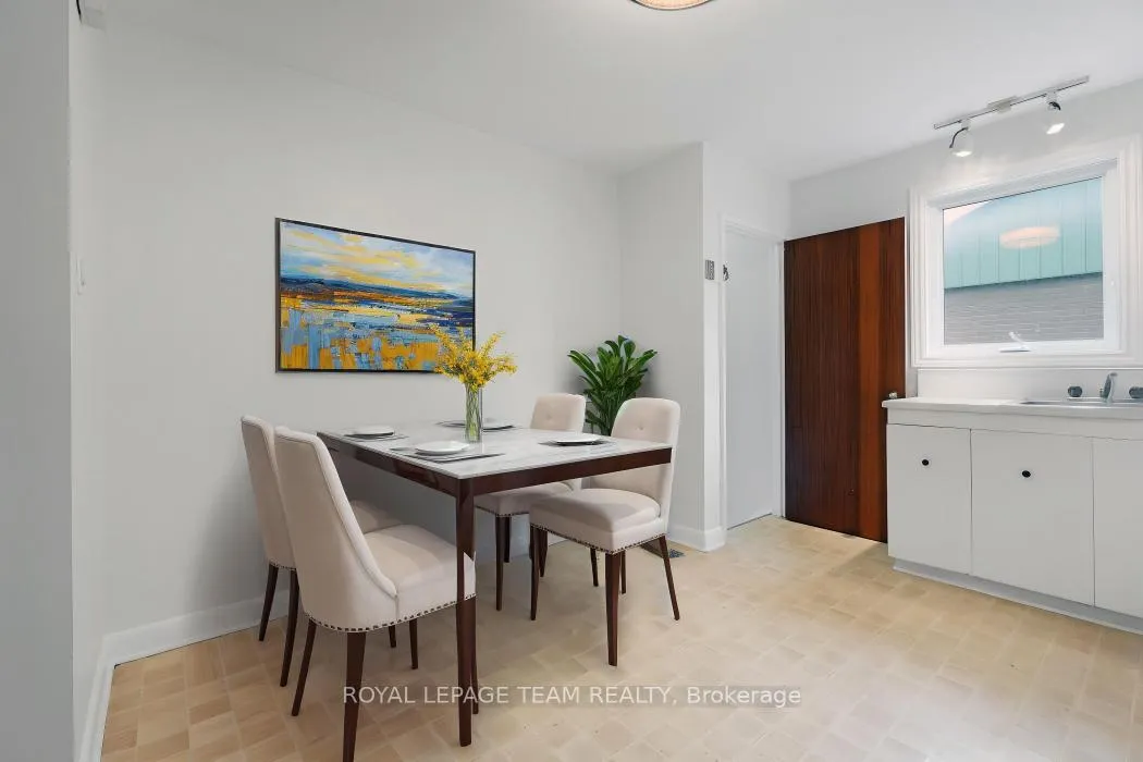Photo 11 of 1181 Tara Drive, Ottawa, Copeland Park — HOMEH