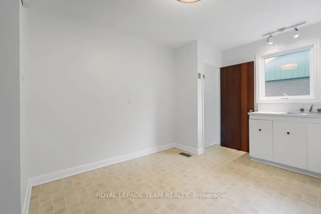 Photo 14 of 1181 Tara Drive, Ottawa, Copeland Park — HOMEH