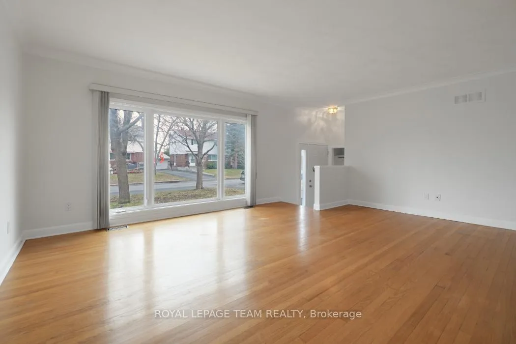 Photo 17 of 1181 Tara Drive, Ottawa, Copeland Park — HOMEH