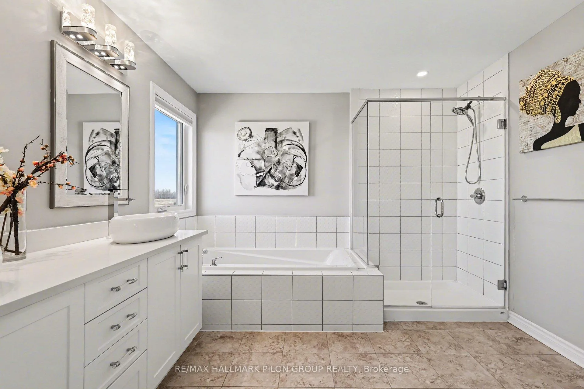 Photo 15 of 236 Esturgeon Street, Ottawa, Avalon West — HOMEH