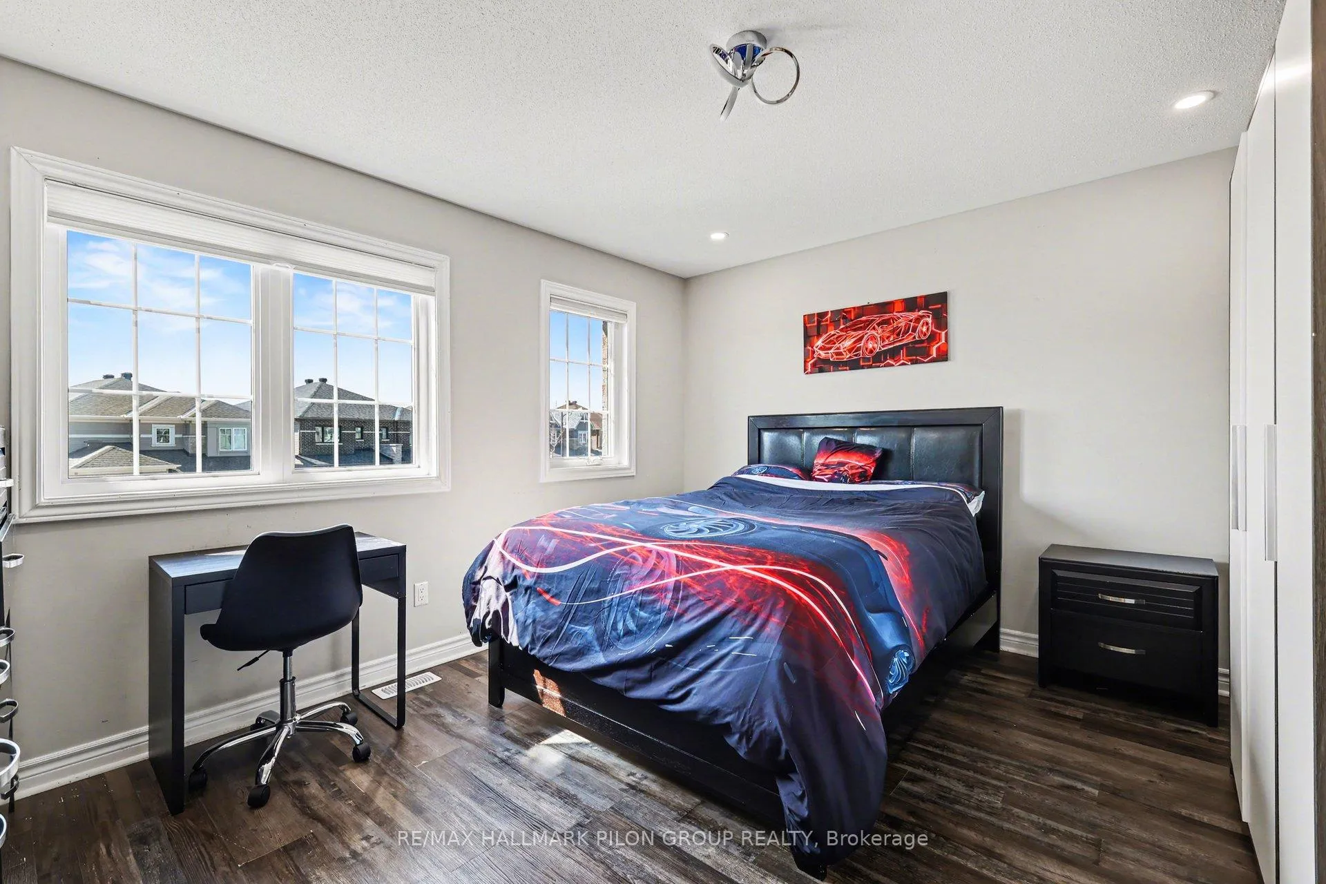 Photo 20 of 236 Esturgeon Street, Ottawa, Avalon West — HOMEH