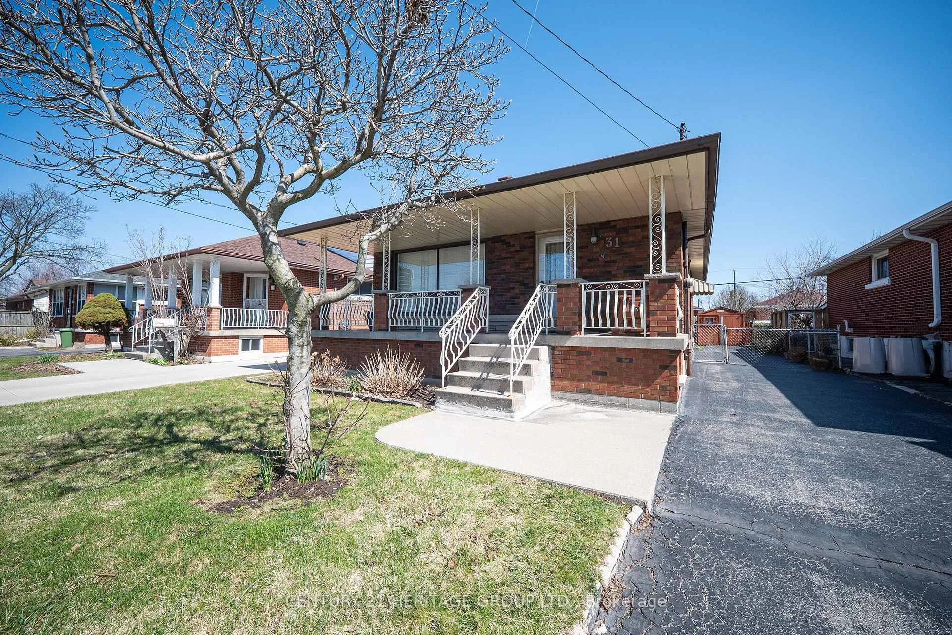 Photo 3 of 31 Terrace Drive, Hamilton, Balfour — HOMEH