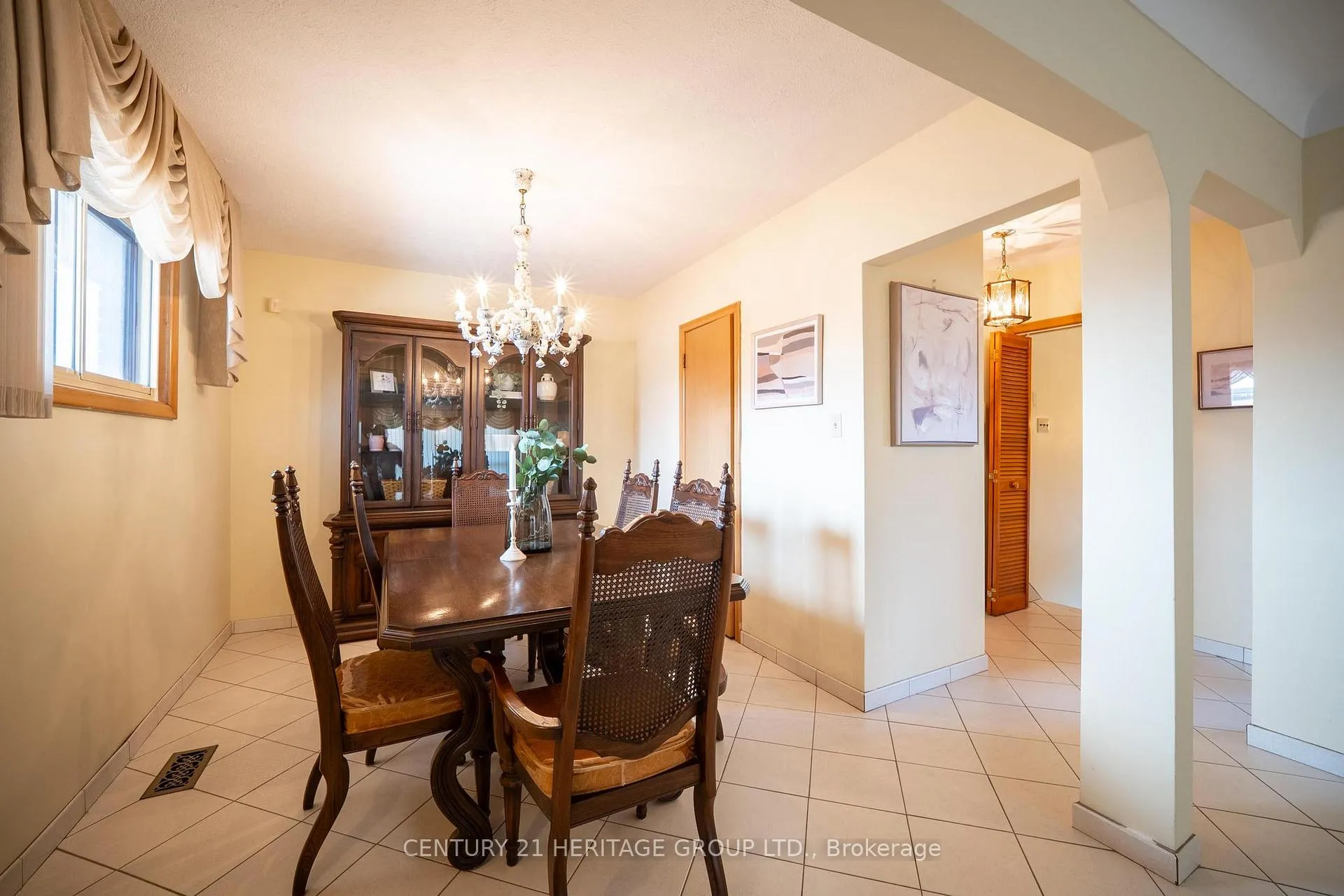 Photo 14 of 31 Terrace Drive, Hamilton, Balfour — HOMEH
