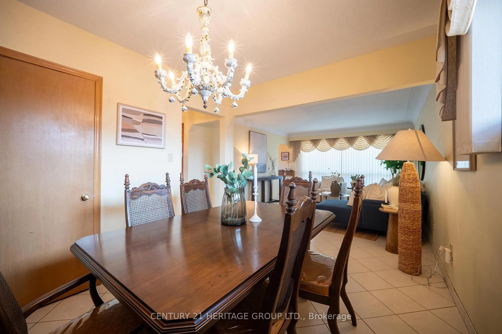 Photo 15 of 31 Terrace Drive, Hamilton, Balfour — HOMEH