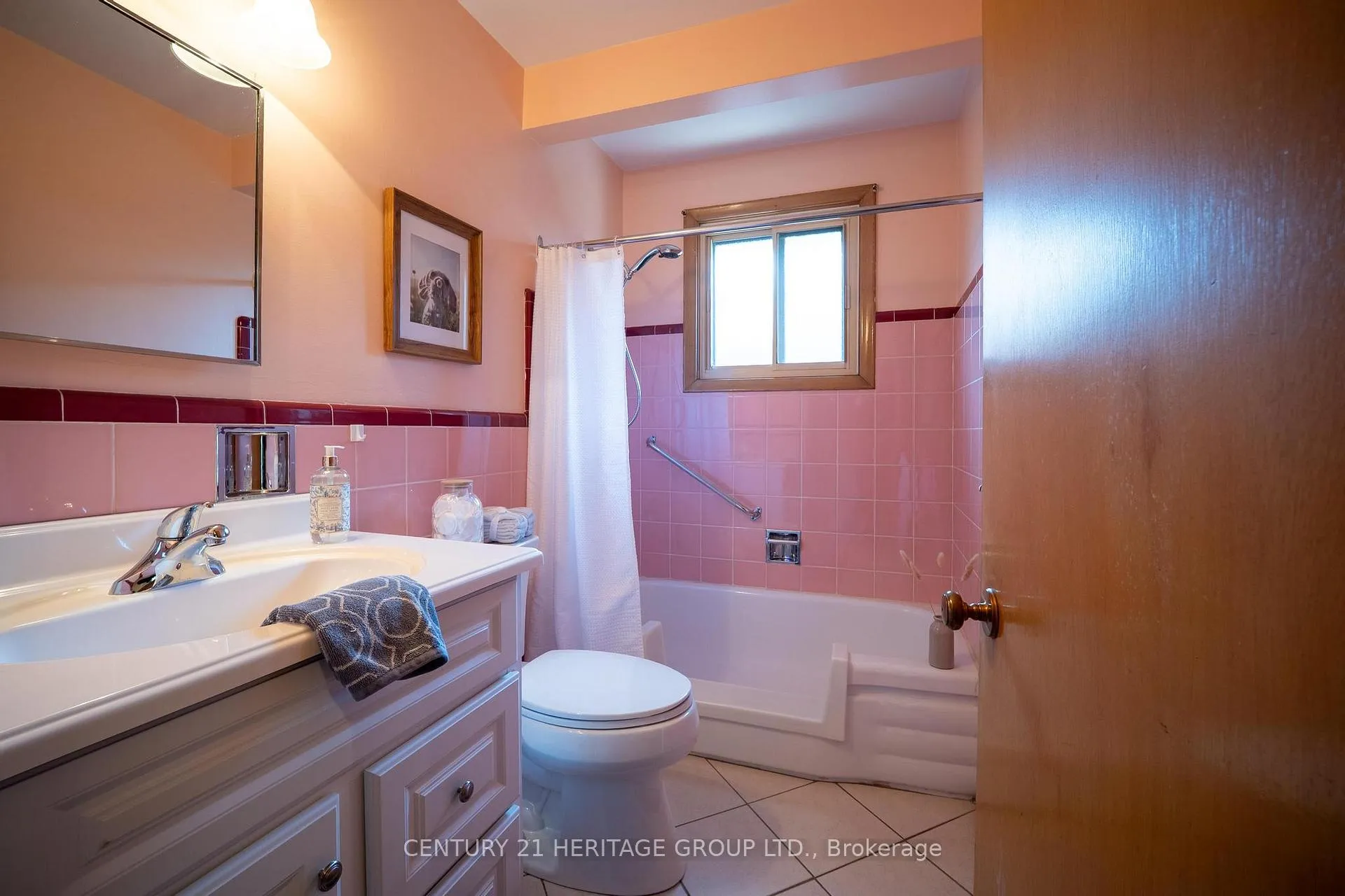 Photo 24 of 31 Terrace Drive, Hamilton, Balfour — HOMEH