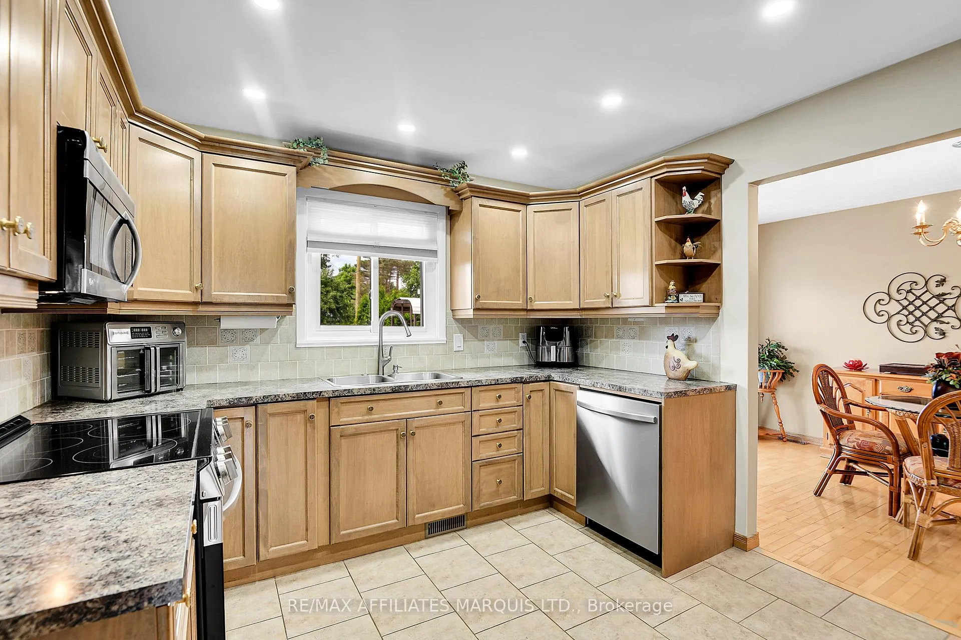 Photo 12 of 11 Ault Drive, South Stormont, Ingleside — HOMEH