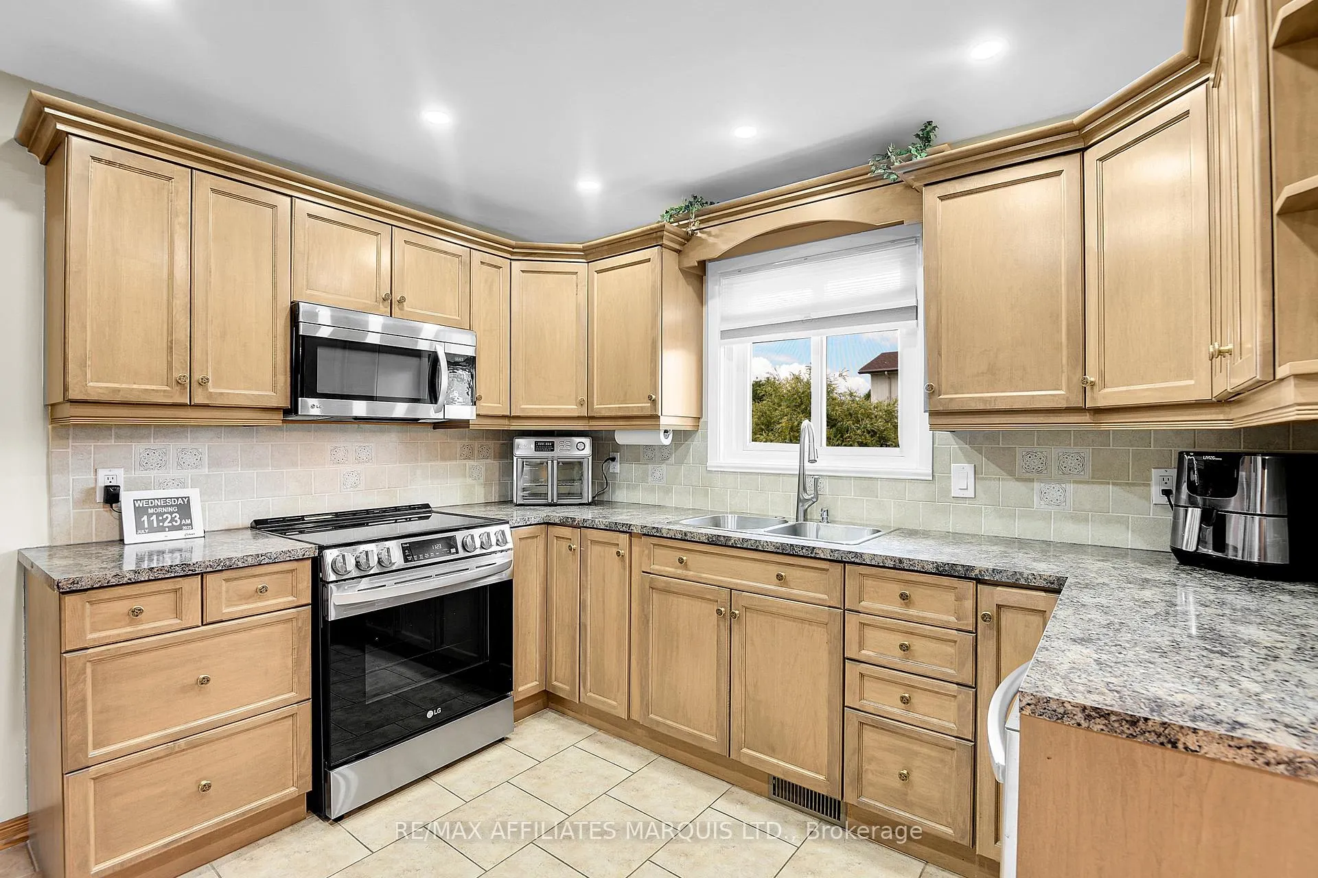 Photo 13 of 11 Ault Drive, South Stormont, Ingleside — HOMEH