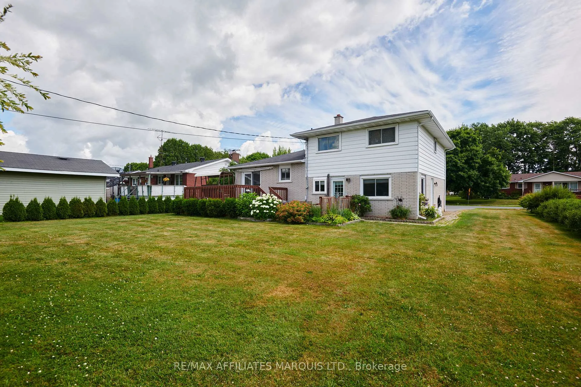 Photo 31 of 11 Ault Drive, South Stormont, Ingleside — HOMEH