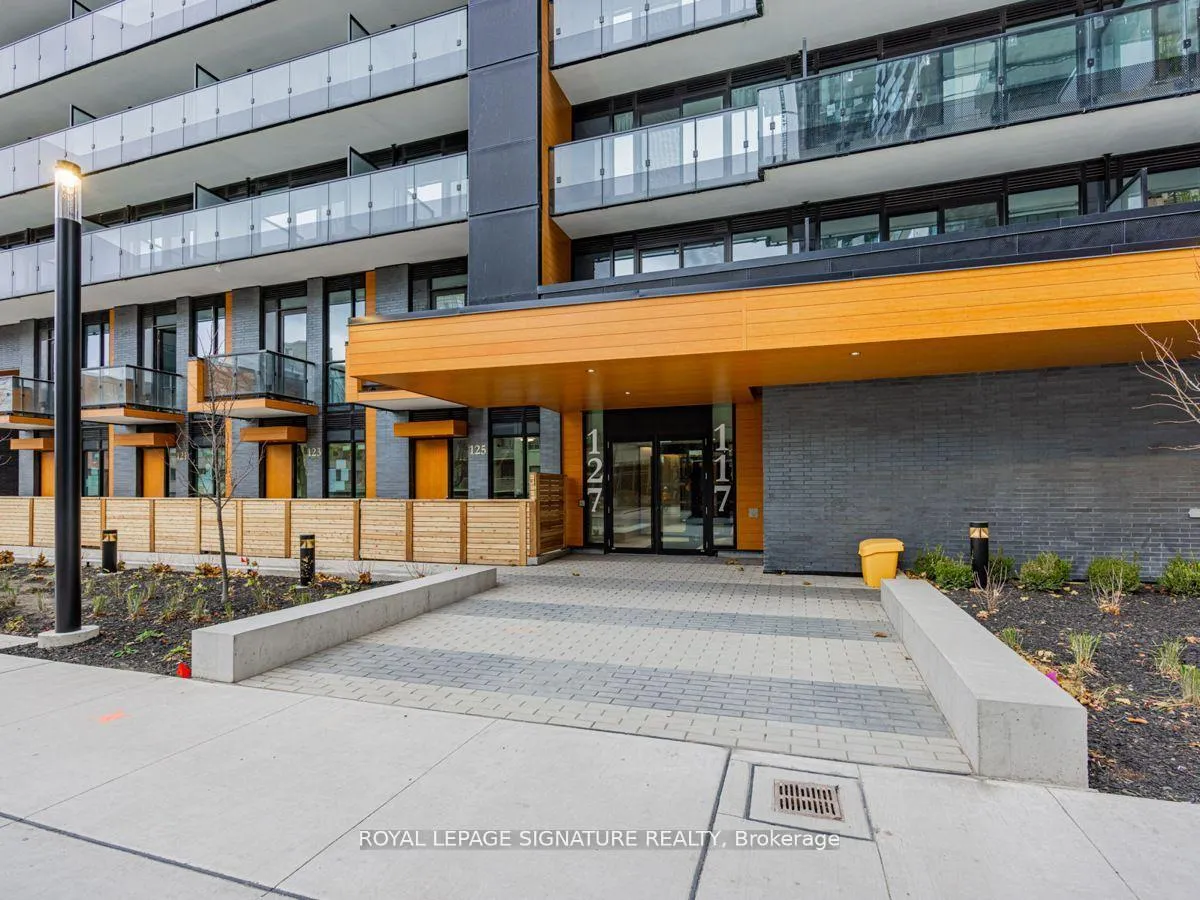 Front of Unit 2301S, 127 Broadway Avenue