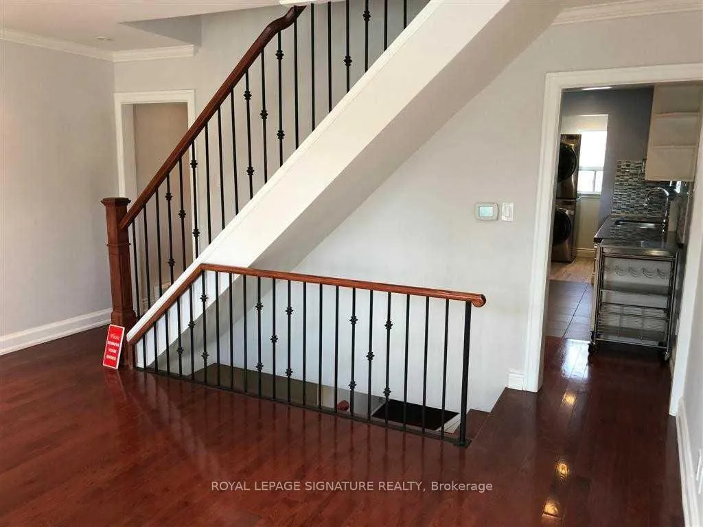 Photo 4 of 40 Crofton Road, Toronto, Leaside — HOMEH