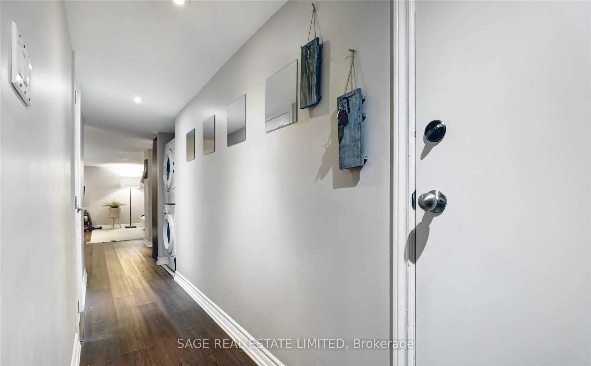 Photo 3 of Unit (Lower), 95 Hillsdale Avenue, Toronto, Mount Pleasant West — HOMEH