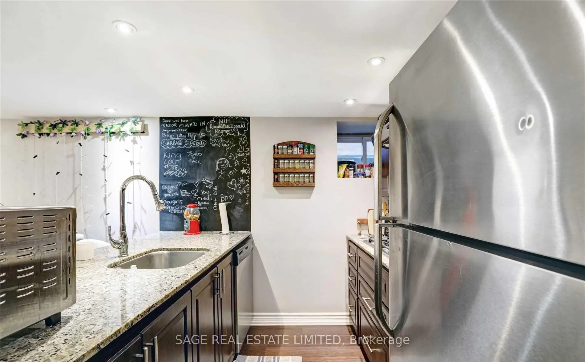 Photo 8 of Unit (Lower), 95 Hillsdale Avenue, Toronto, Mount Pleasant West — HOMEH