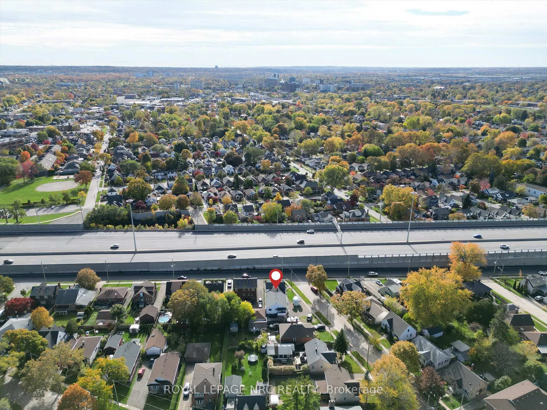 Photo 18 of 41 McCalla Drive, St. Catharines, Fairview — HOMEH