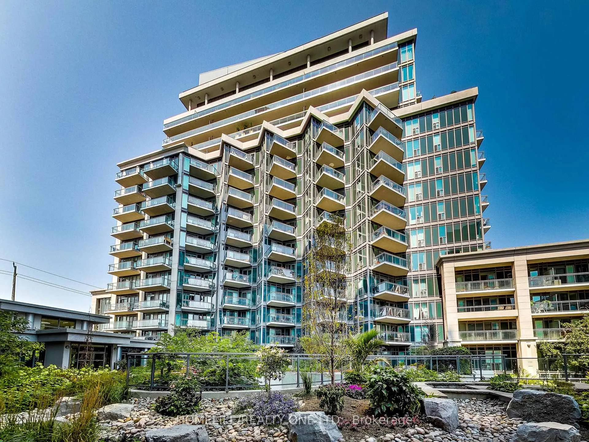 Photo 3 of Unit 303, 2119 Lakeshore Boulevard W, Etobicoke, Mimico — HOMEH
