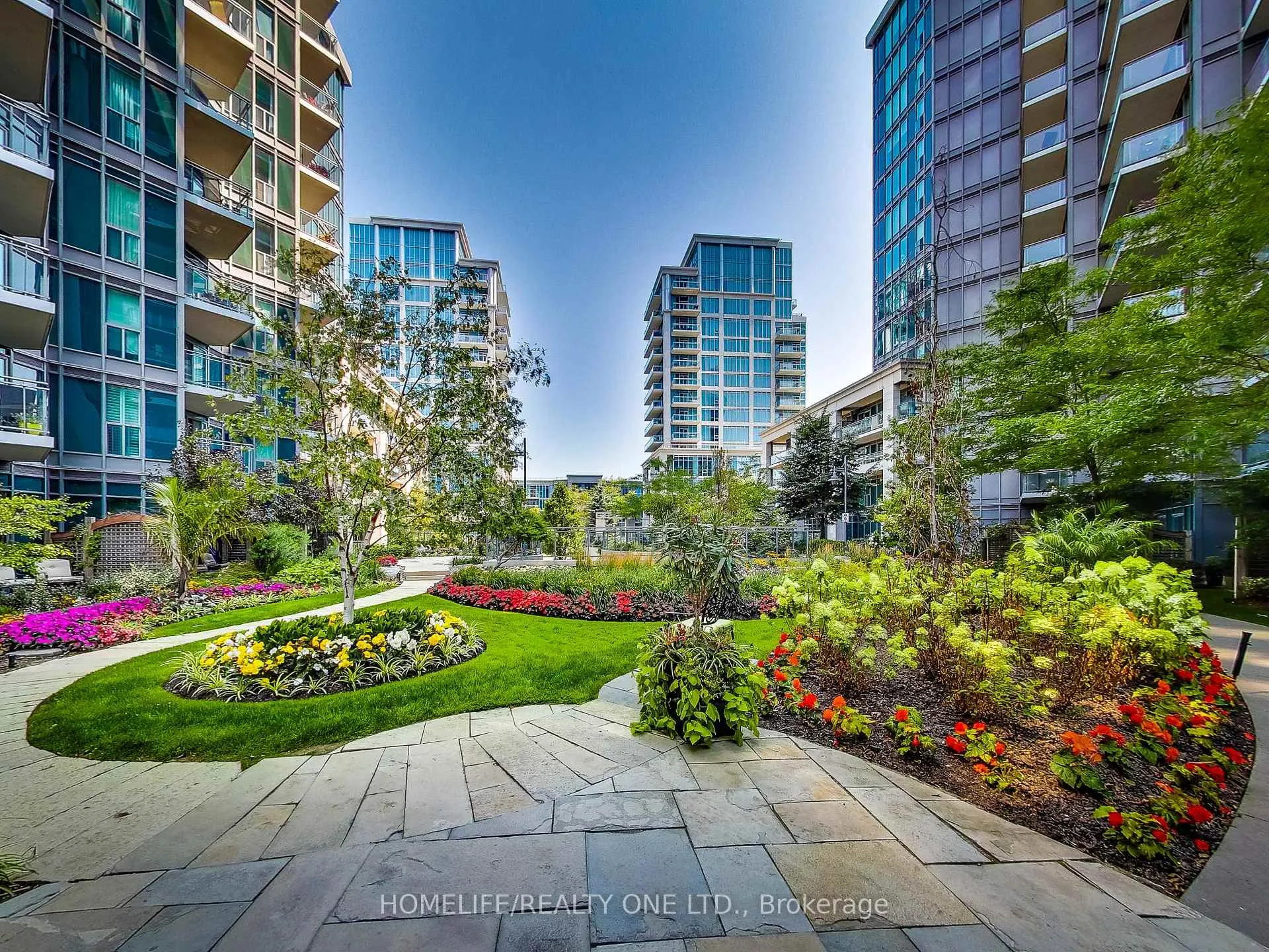 Photo 5 of Unit 303, 2119 Lakeshore Boulevard W, Etobicoke, Mimico — HOMEH