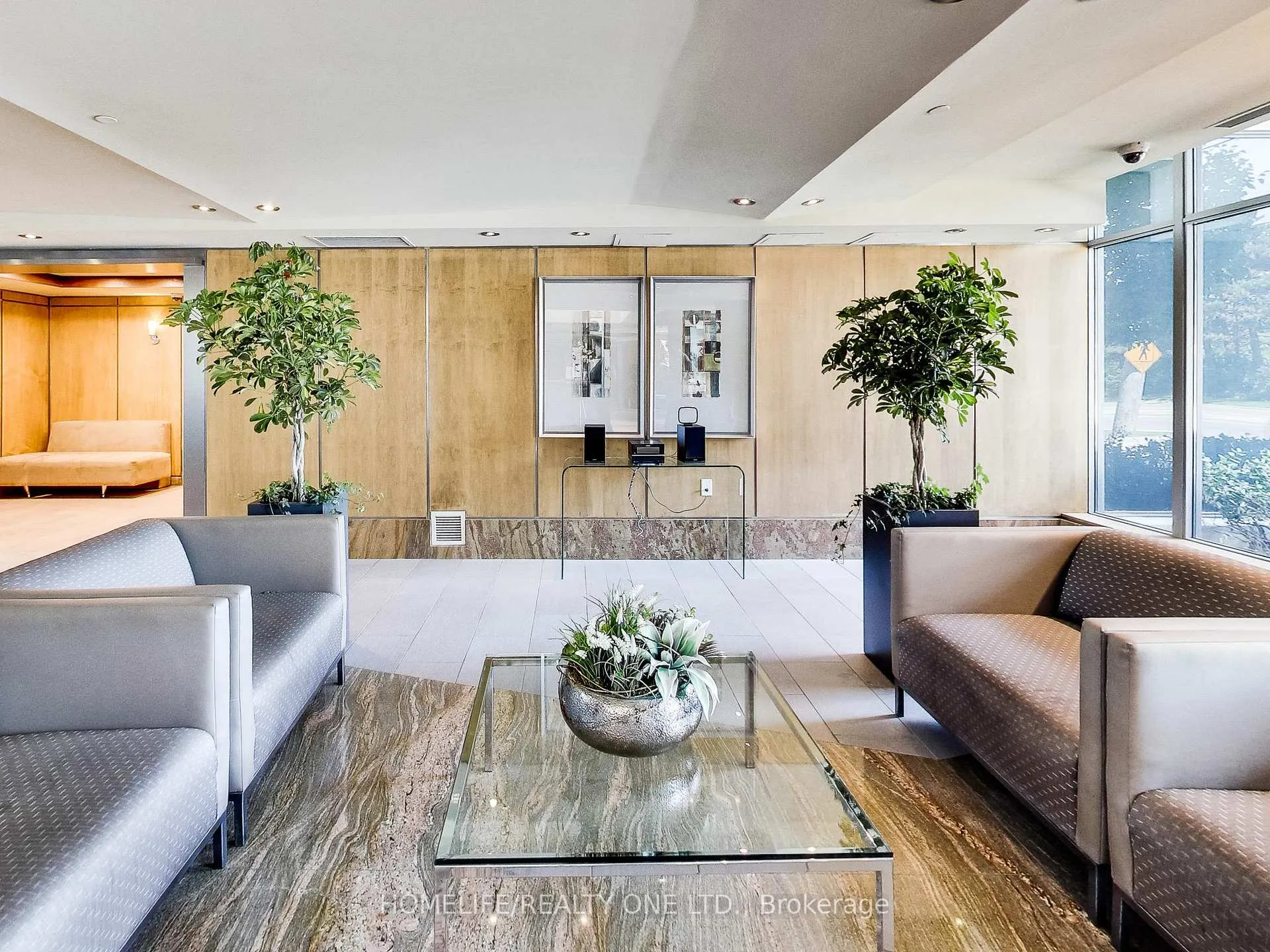 Photo 9 of Unit 303, 2119 Lakeshore Boulevard W, Etobicoke, Mimico — HOMEH
