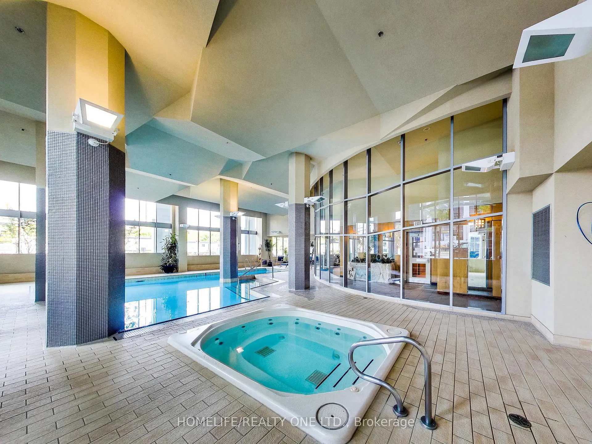 Photo 11 of Unit 303, 2119 Lakeshore Boulevard W, Etobicoke, Mimico — HOMEH