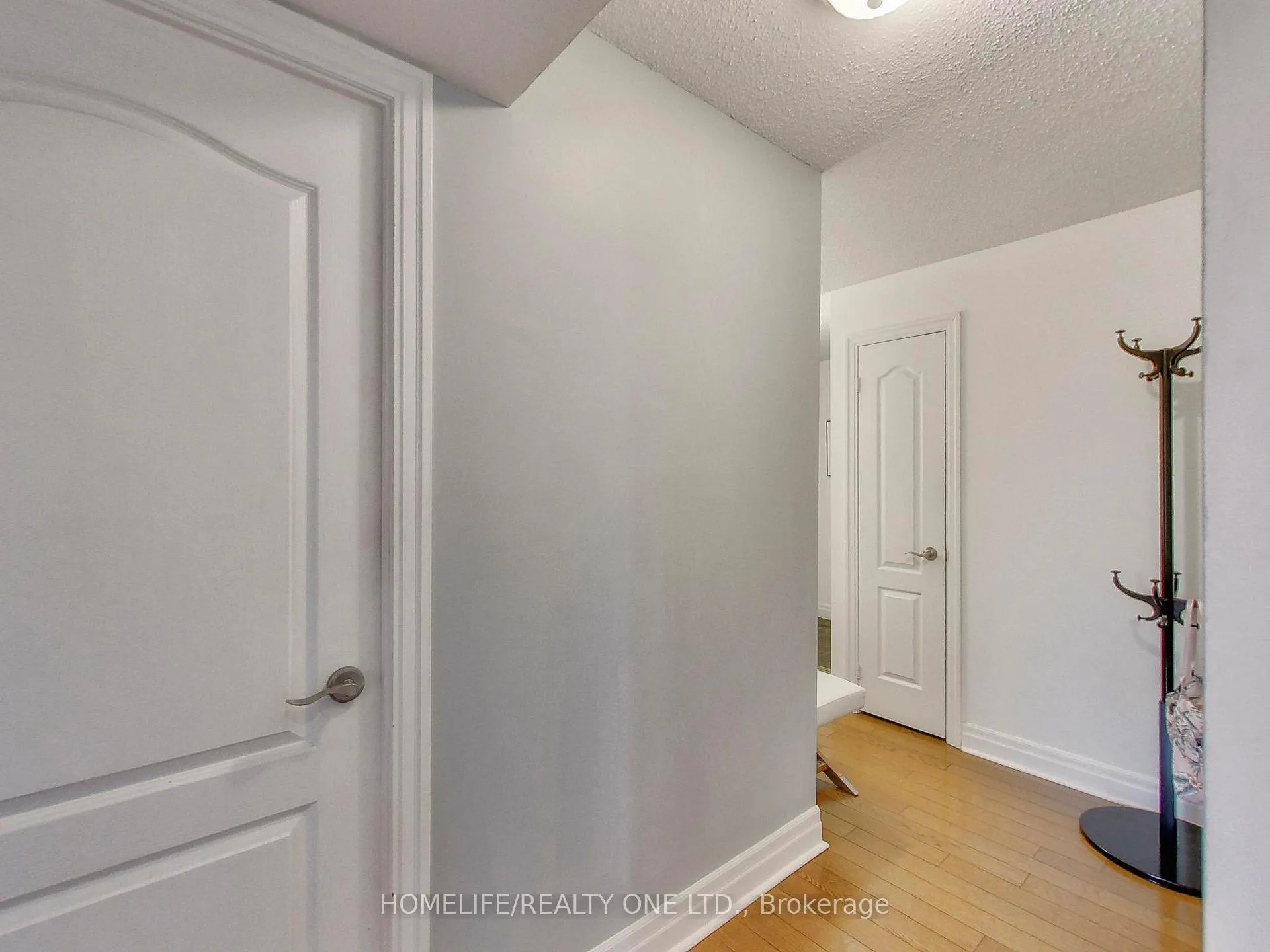 Photo 19 of Unit 303, 2119 Lakeshore Boulevard W, Etobicoke, Mimico — HOMEH