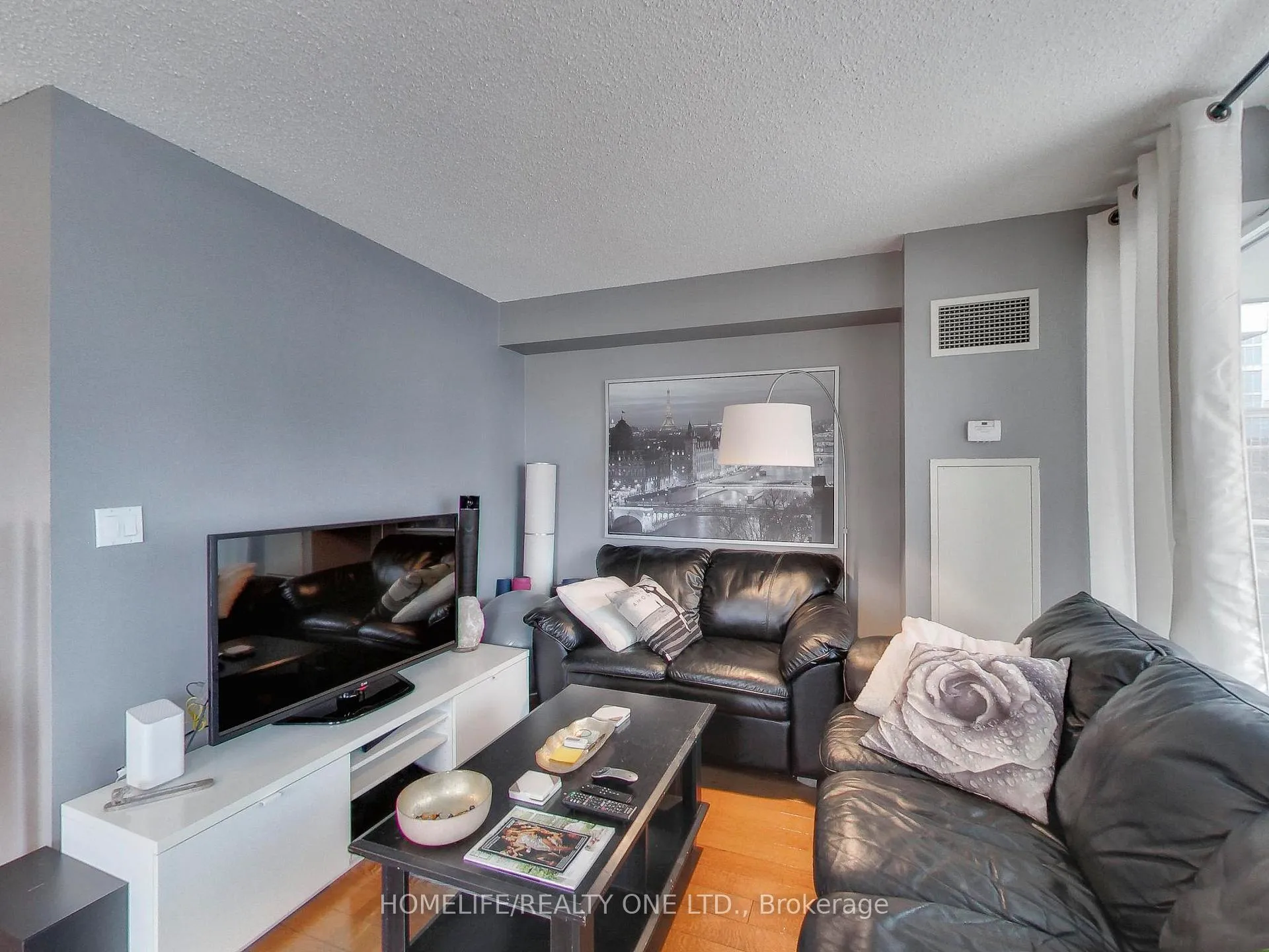Photo 22 of Unit 303, 2119 Lakeshore Boulevard W, Etobicoke, Mimico — HOMEH