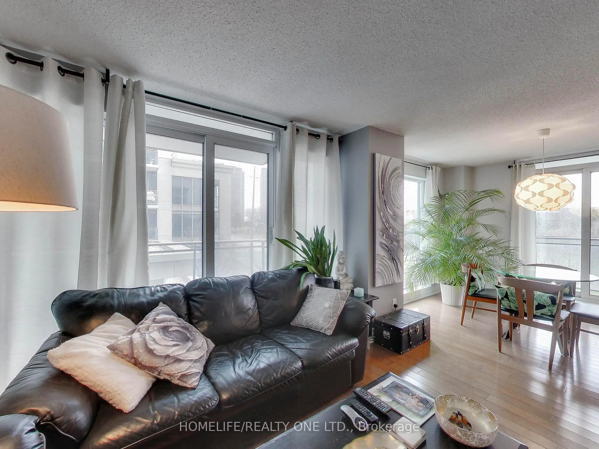 Photo 23 of Unit 303, 2119 Lakeshore Boulevard W, Etobicoke, Mimico — HOMEH