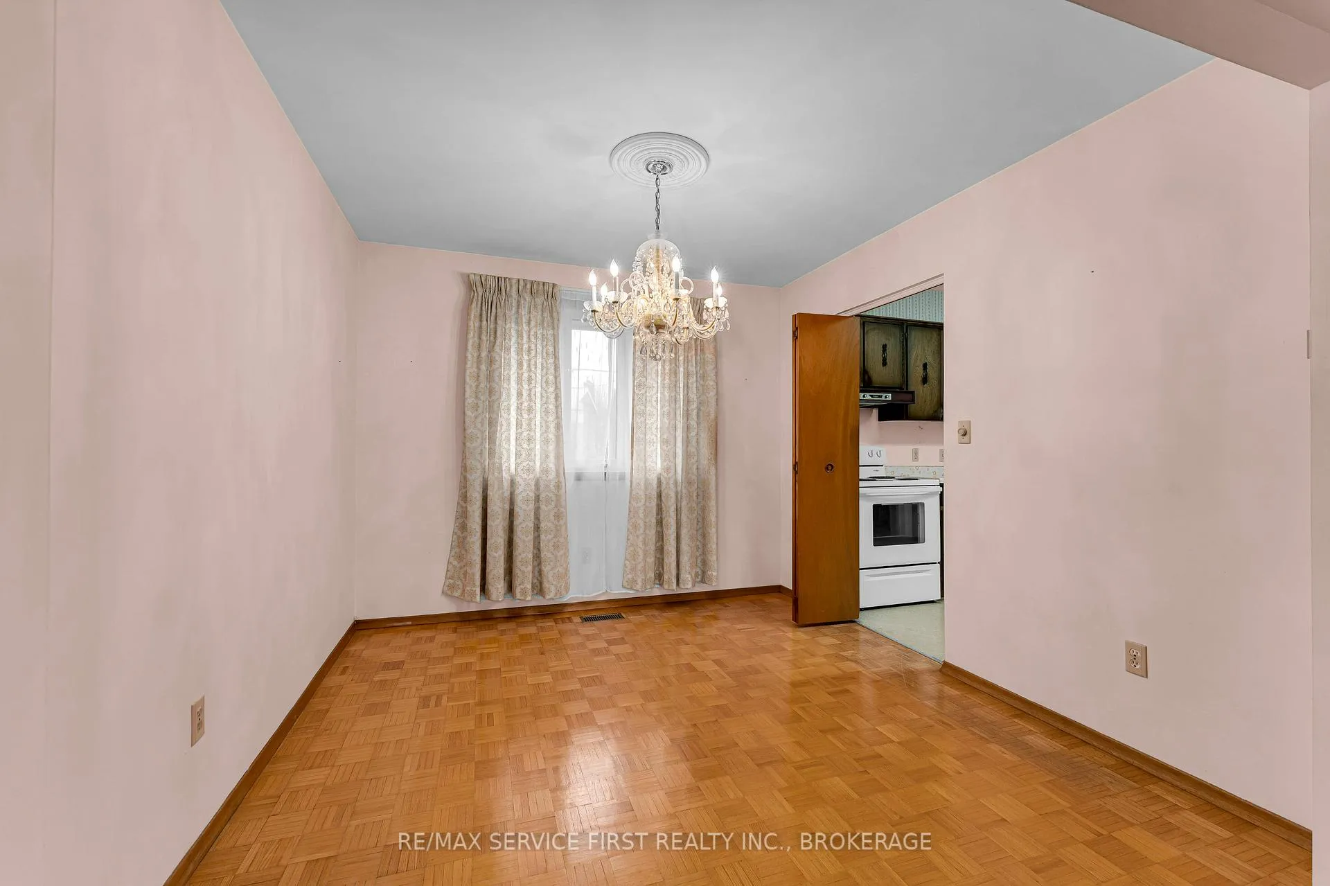 Photo 8 of 114 Braemar Road, Kingston, City Southwest — HOMEH